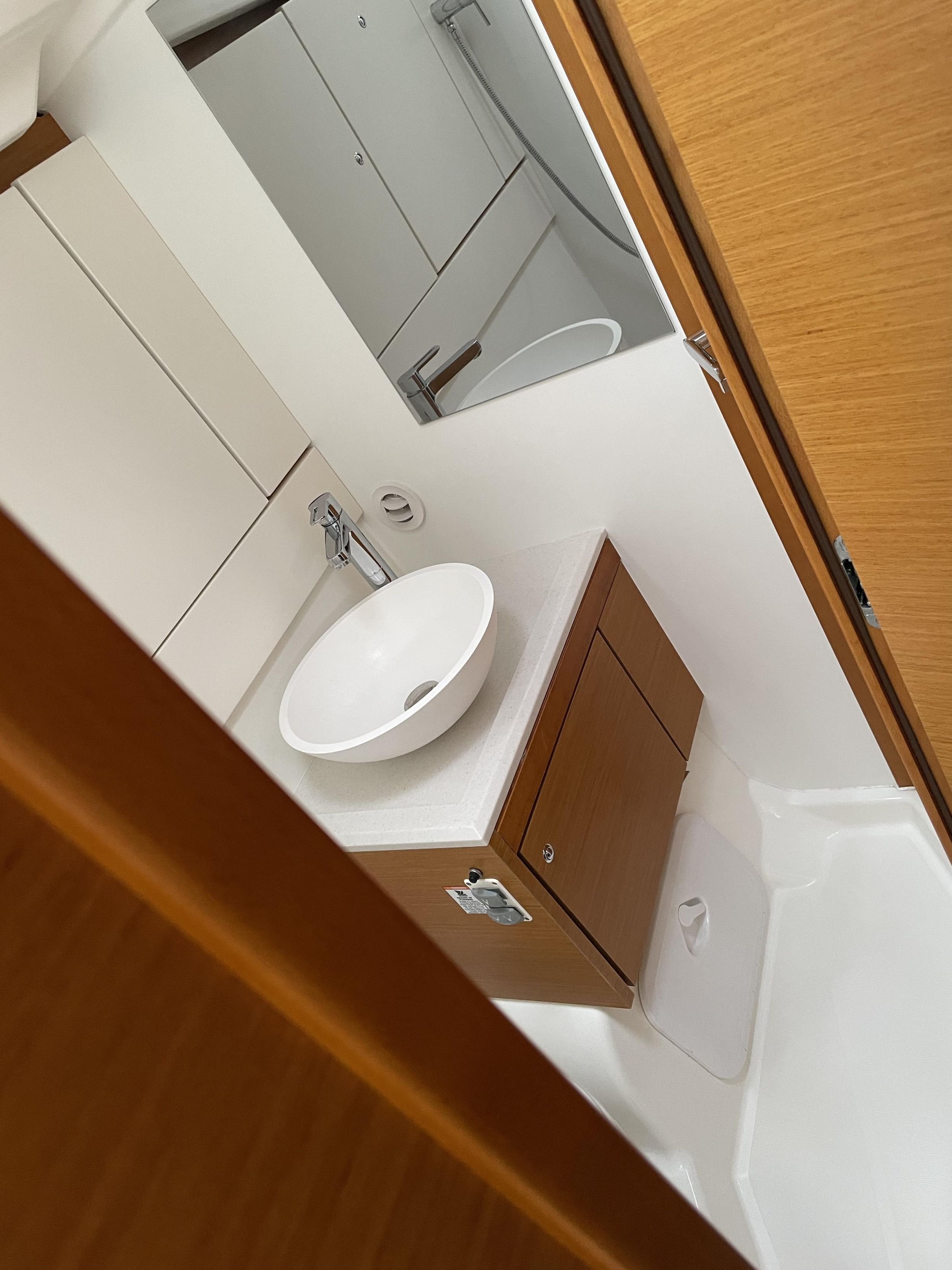 Jeanneau 54 — photo 19