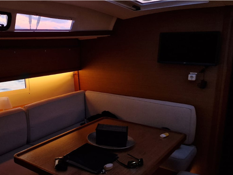 Dufour 460 Grand Large — photo 7