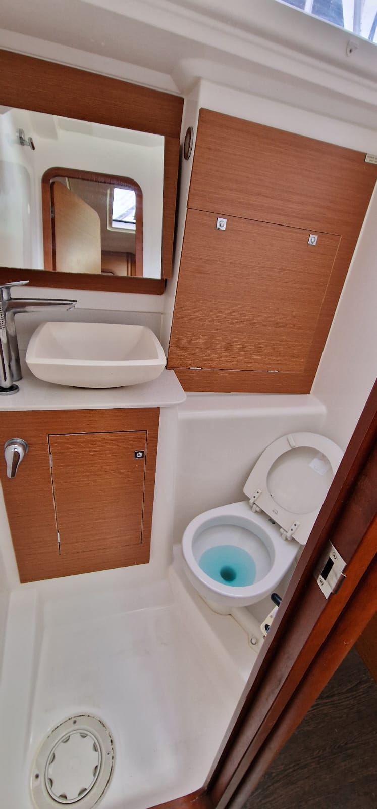 Dufour 460 Grand Large — photo 9