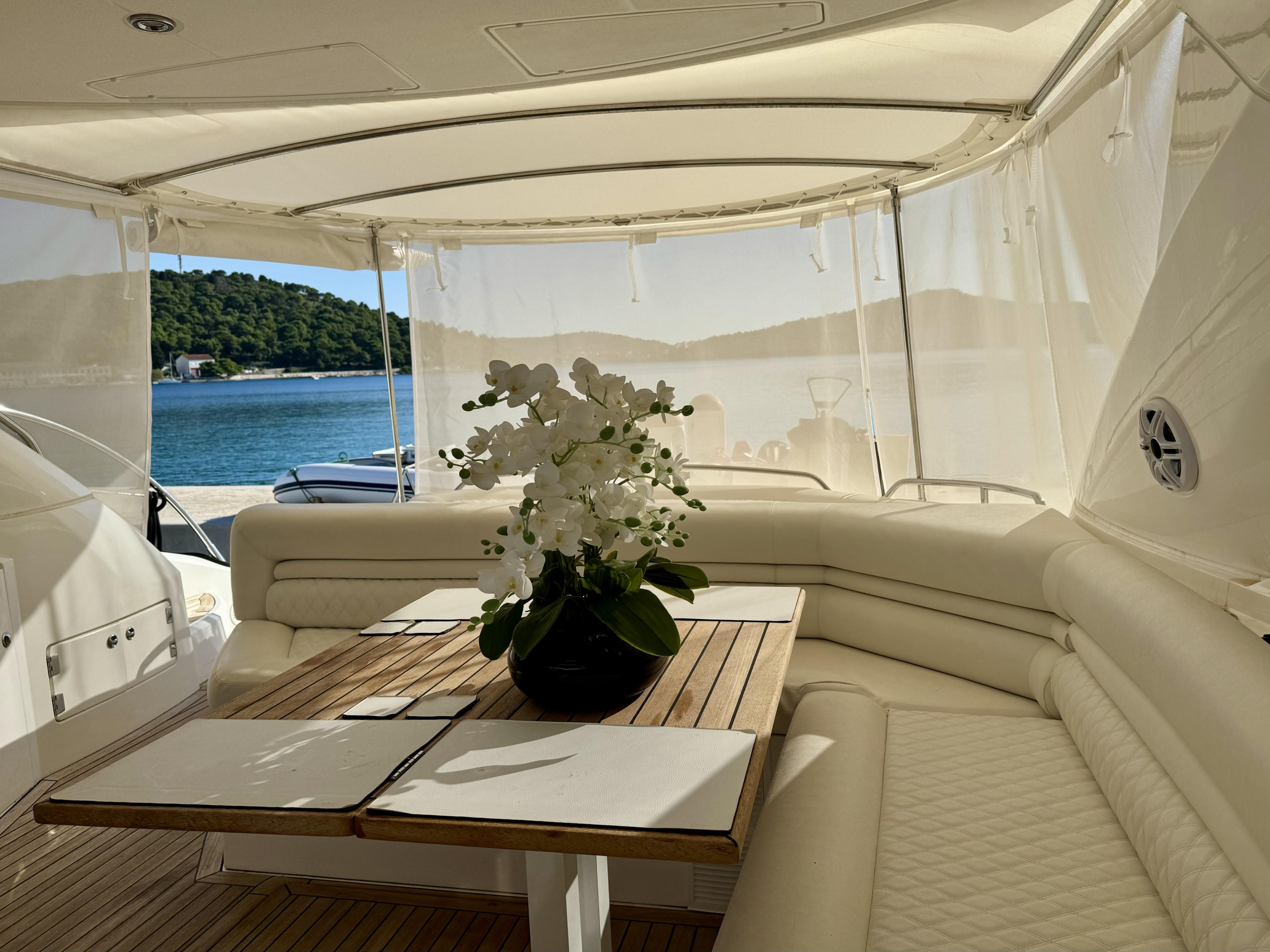 Sunseeker Portofino 53 — photo 26