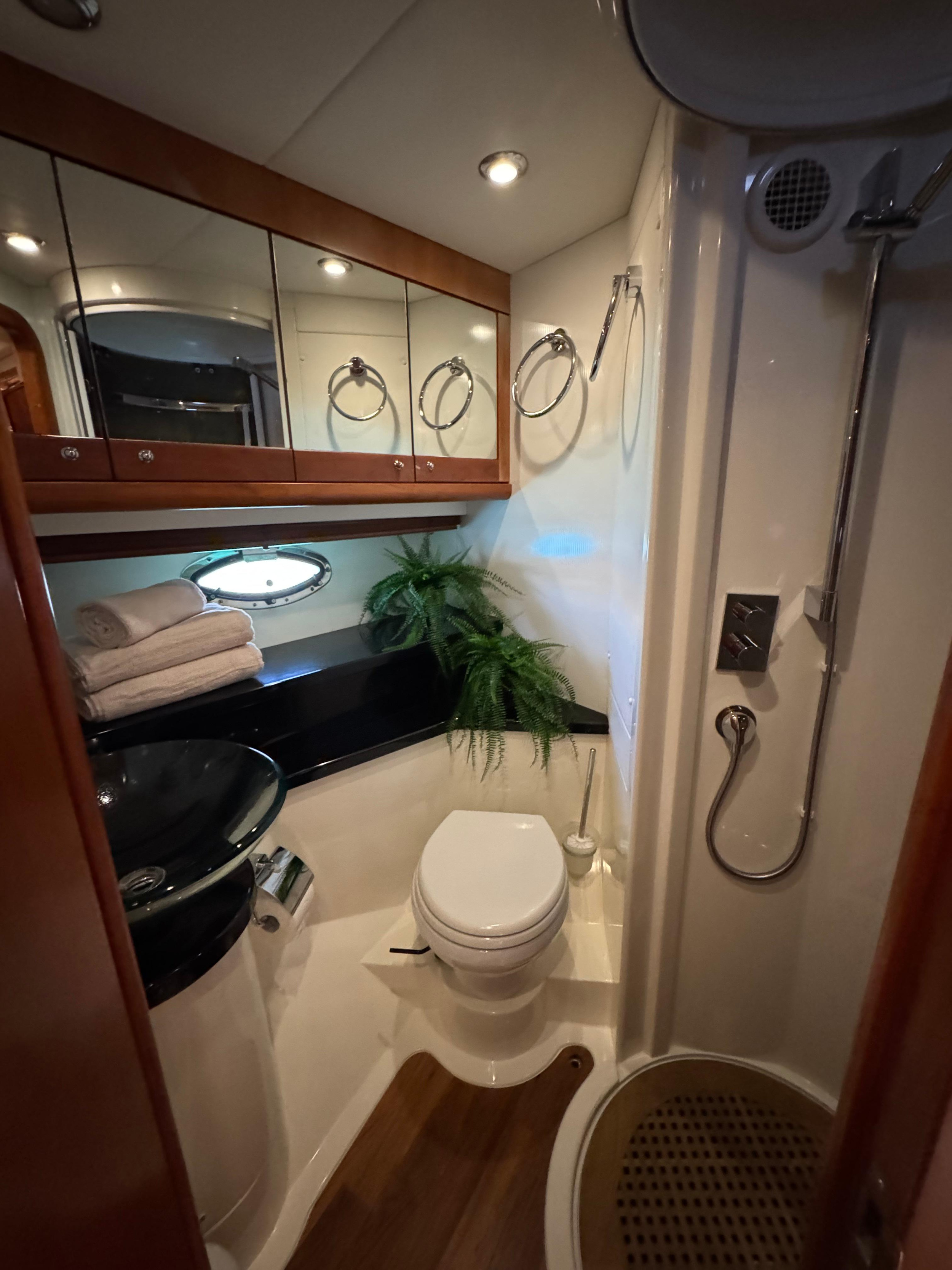 Sunseeker Portofino 53 — photo 10