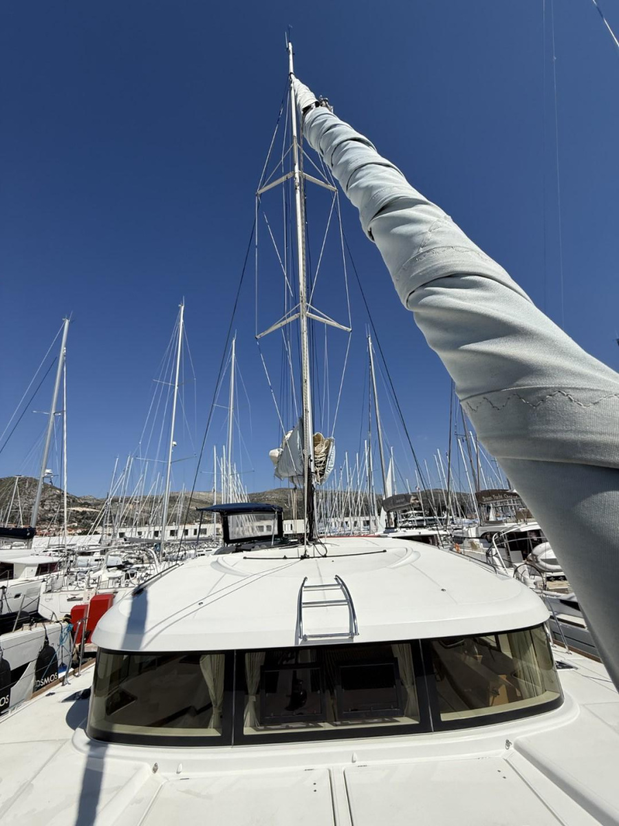 Lagoon 39 — photo 21