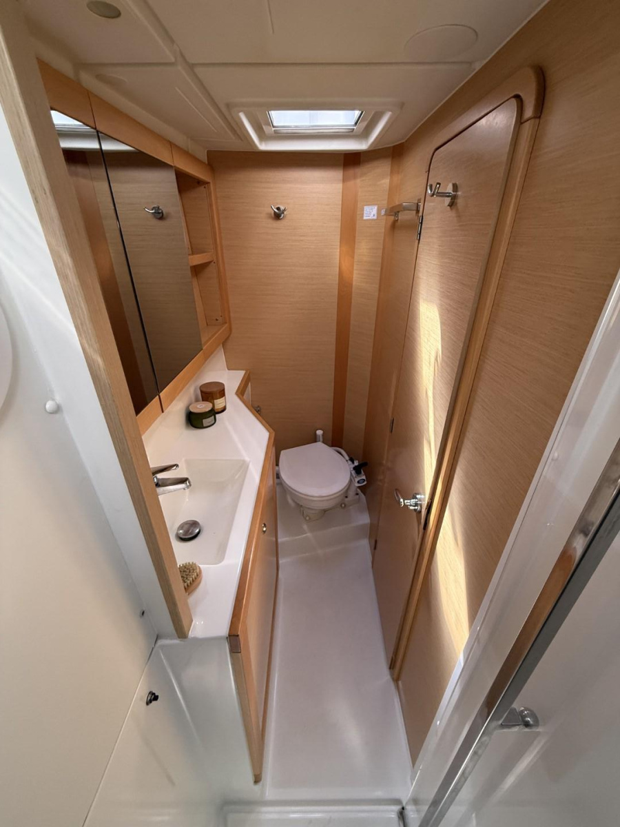 Lagoon 39 — photo 19
