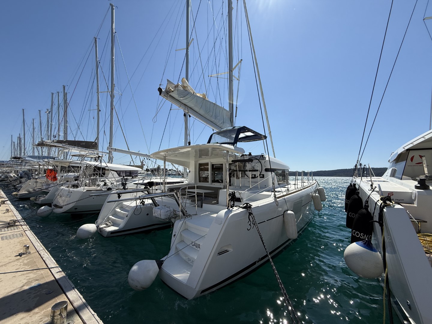 Lagoon 39 — photo 28