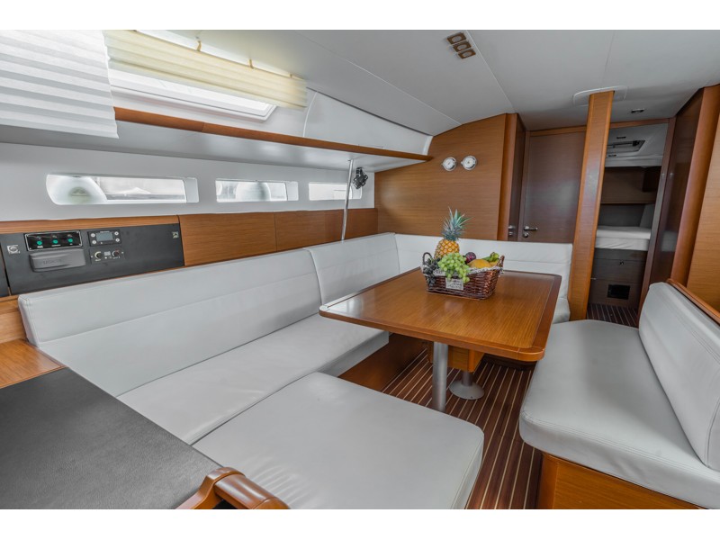 Sun Odyssey 519 - 4 cabs — photo 12