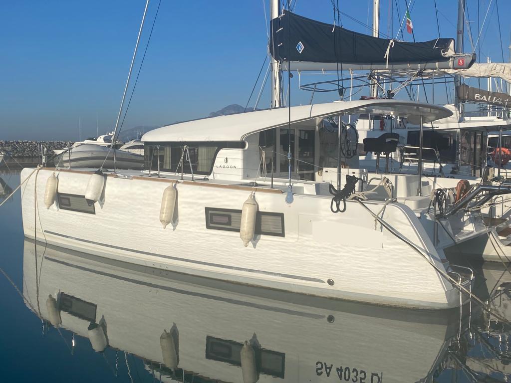 Lagoon 40 — photo 6