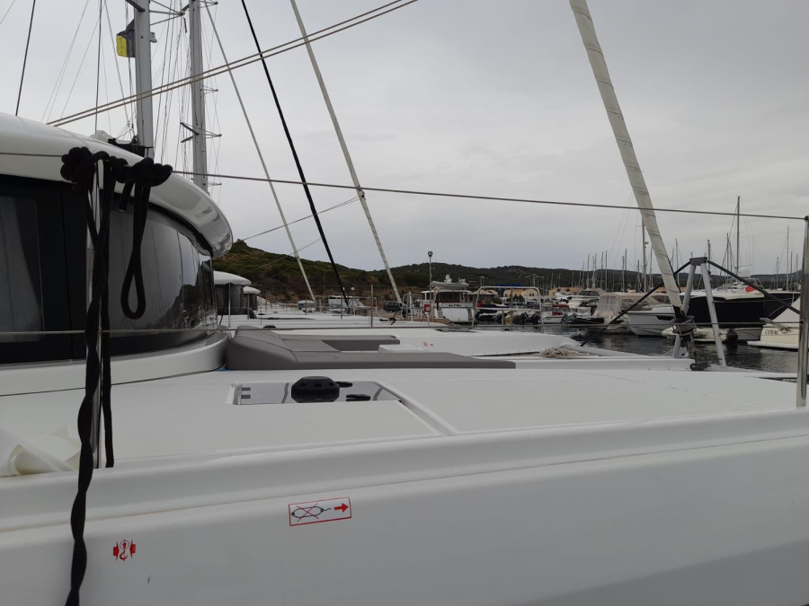 Lagoon 46 — photo 29