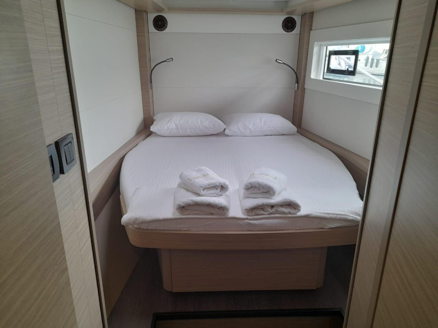 Lagoon 46 — photo 42
