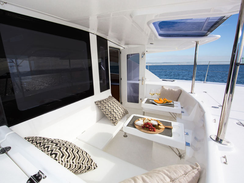 Catamaran 44 — photo 2