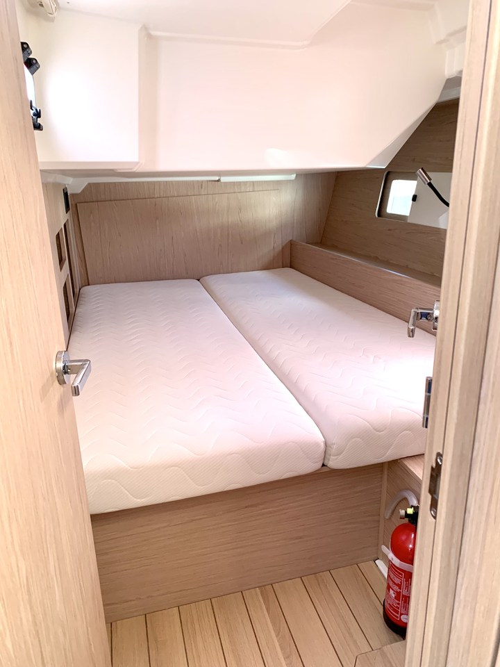 Oceanis 46.1 — photo 11