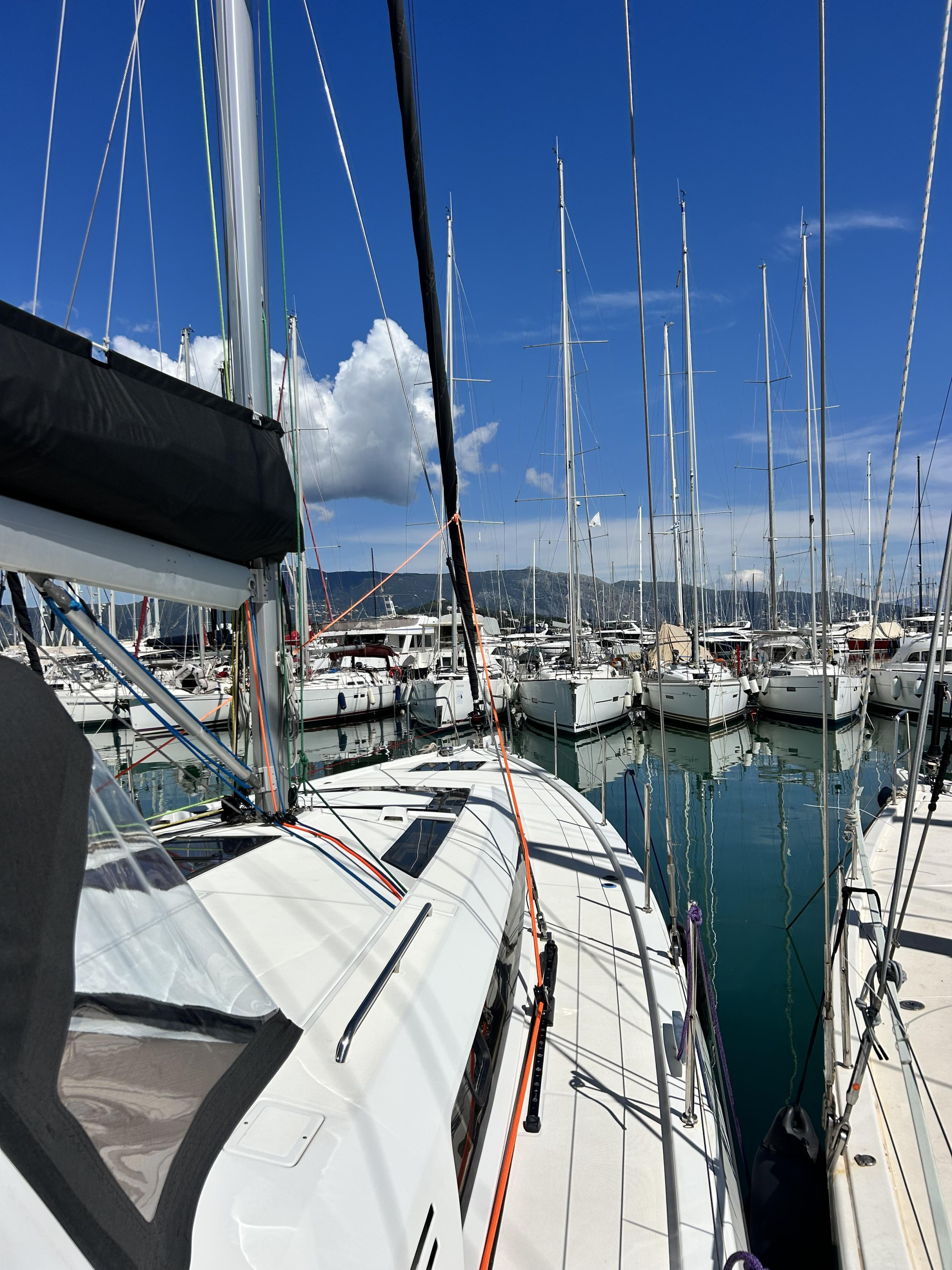 Oceanis 51.1 — photo 2