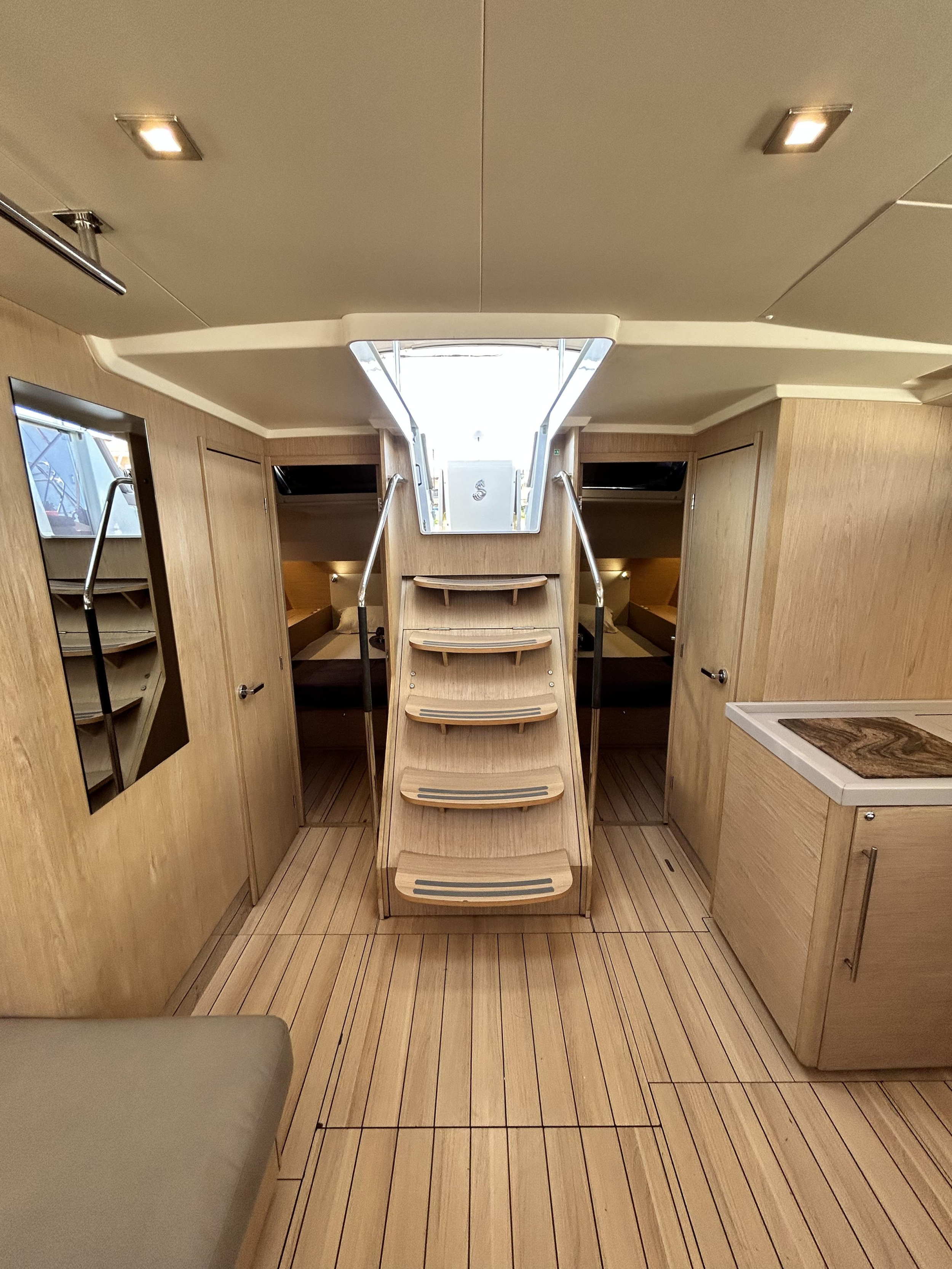 Oceanis 51.1 — photo 20