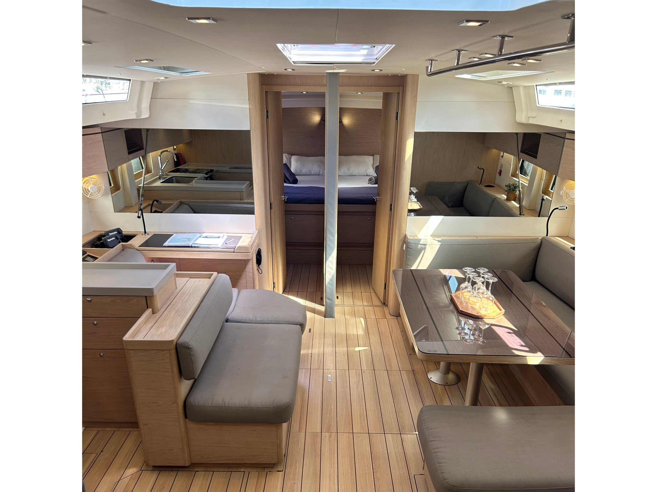 Oceanis 51.1 — photo 14