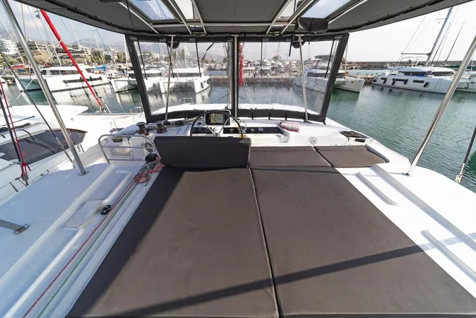 Lagoon 46 — photo 12
