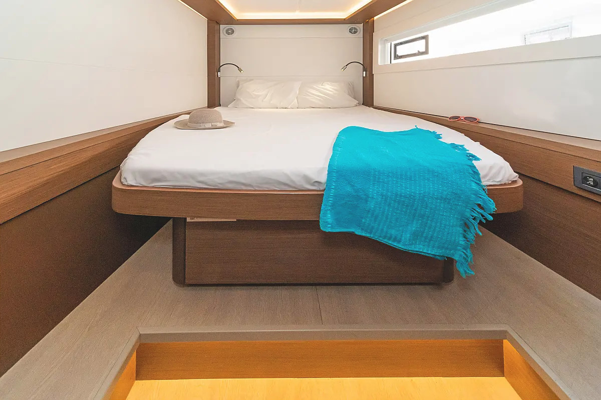 Lagoon 46 — photo 11