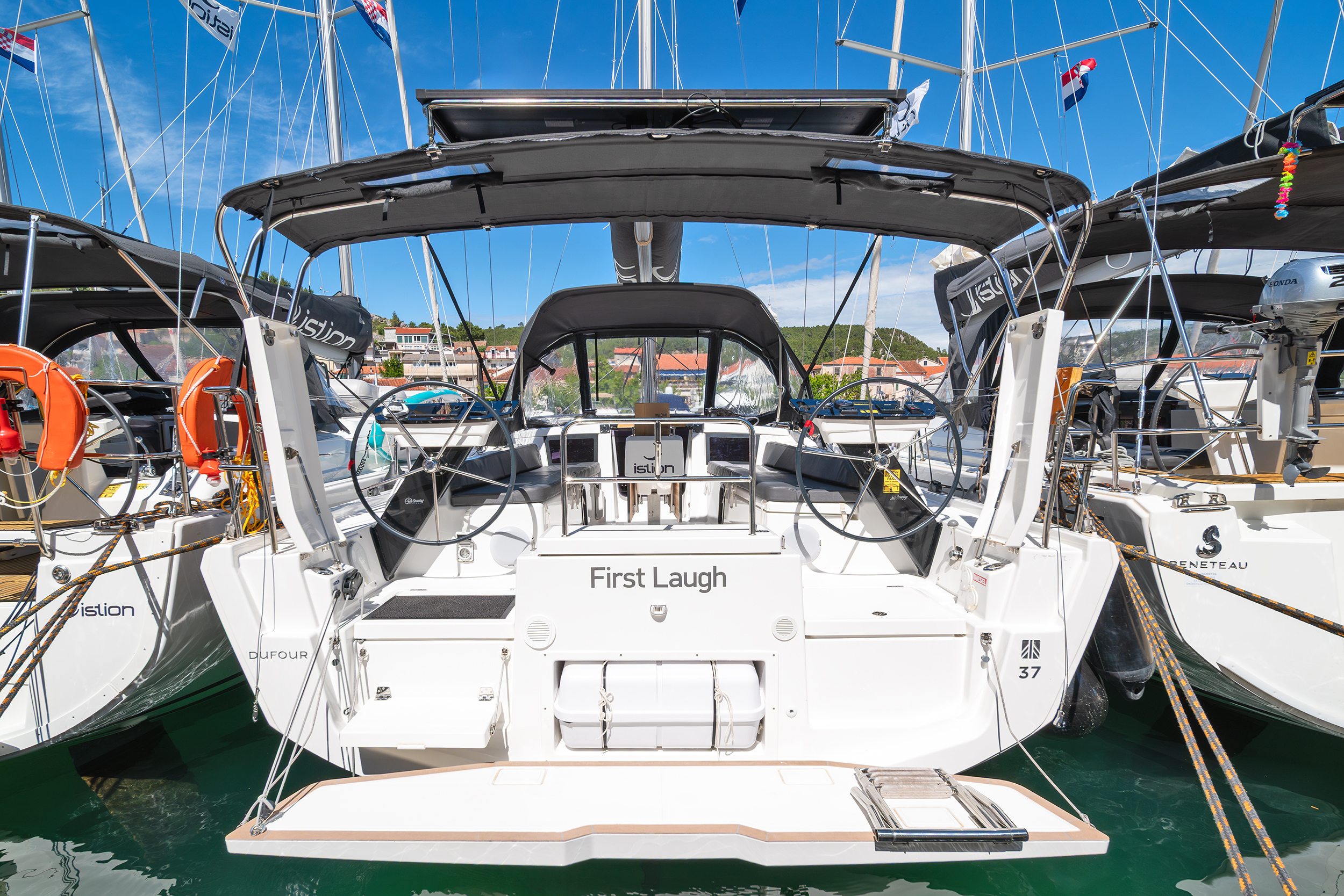 Dufour 37 — photo 15