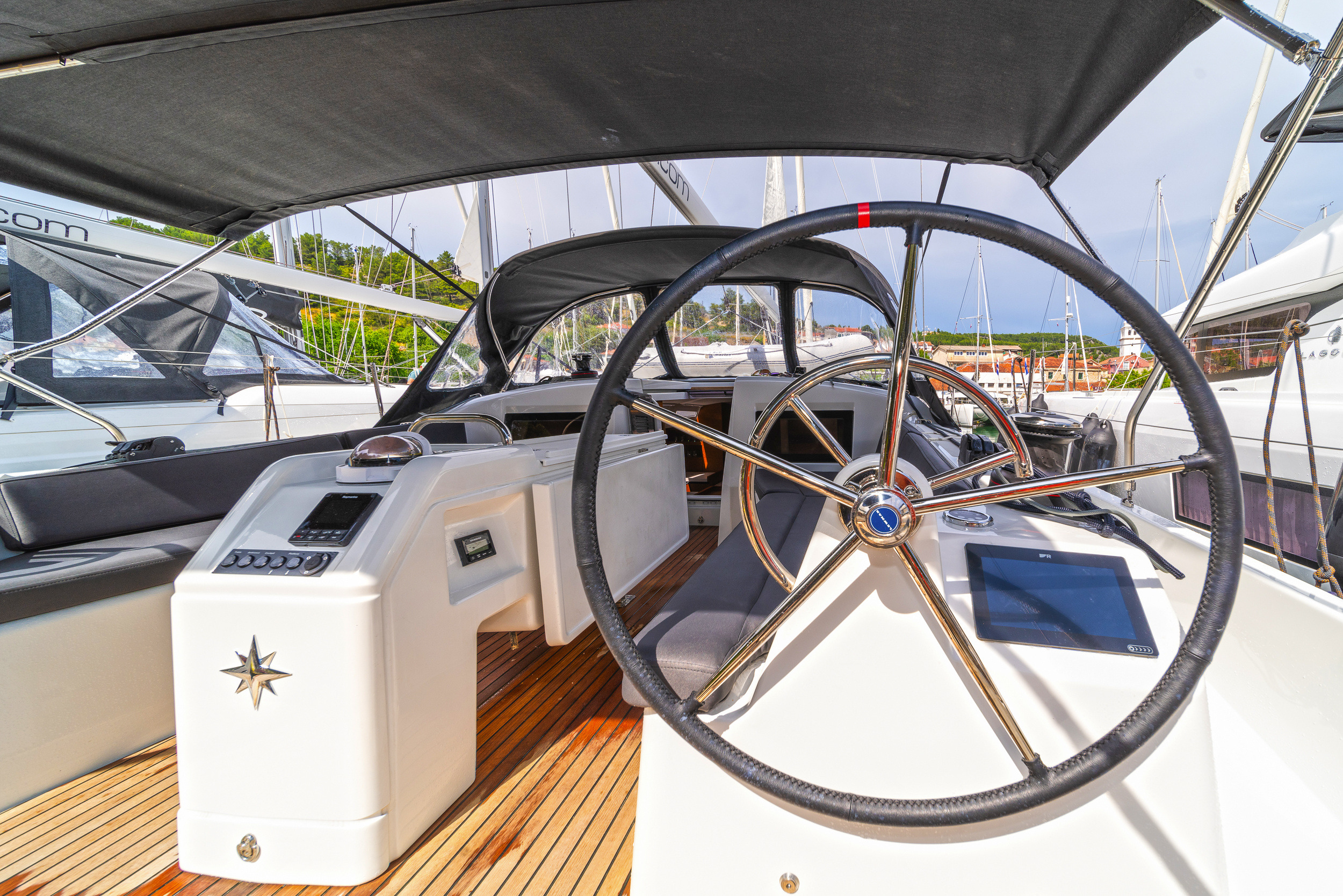 Sun Odyssey 410 — photo 15