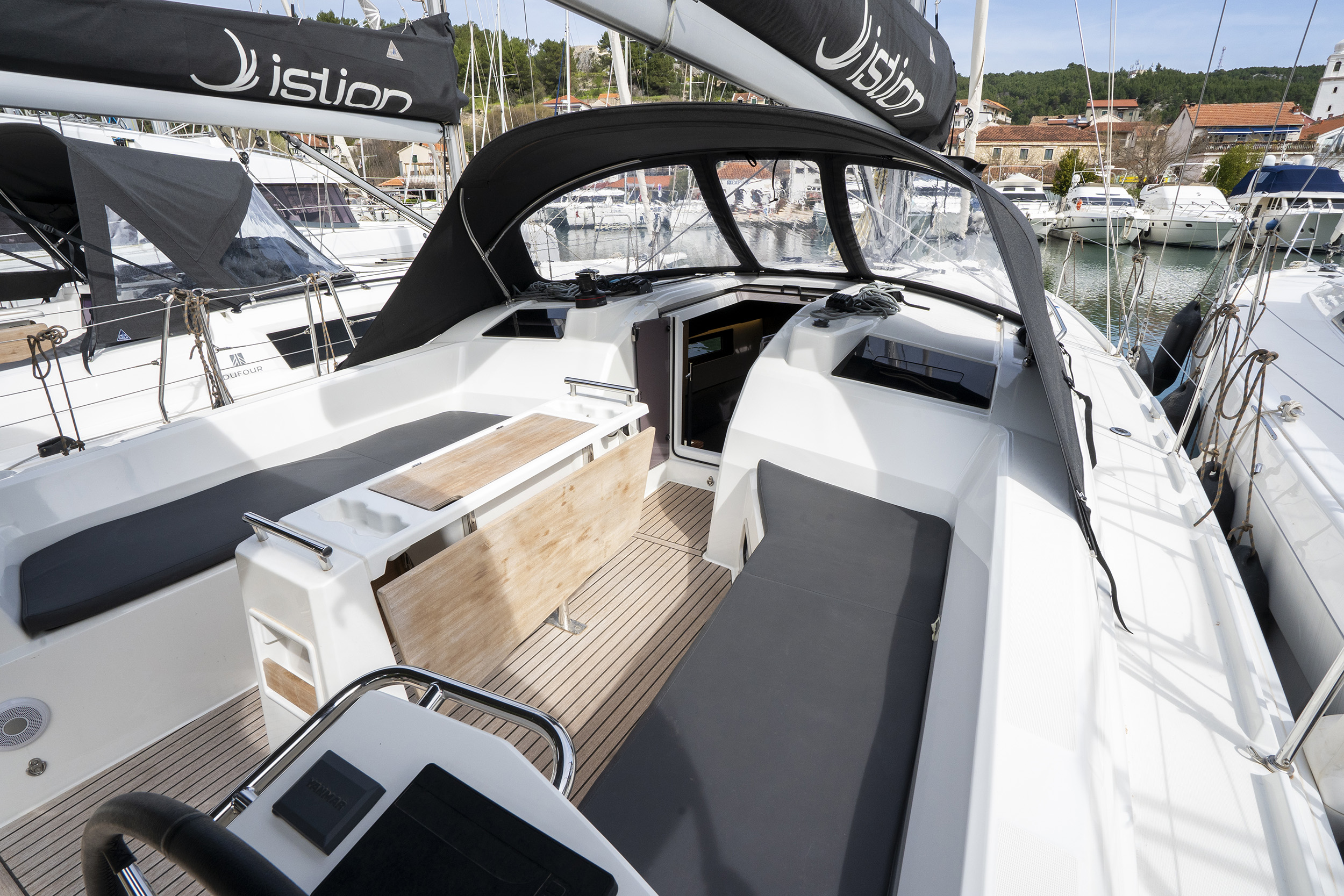 Oceanis 37.1 — photo 16