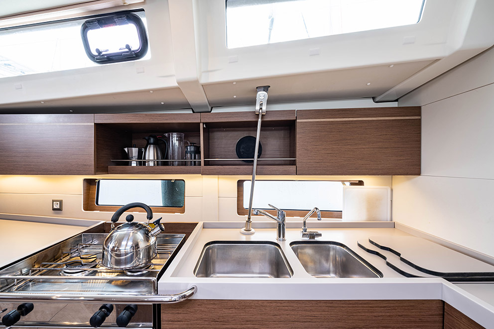 Oceanis 46.1 — photo 18