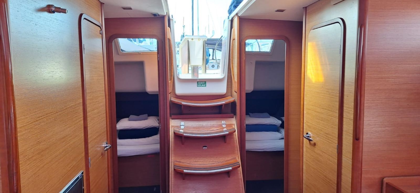 Dufour 460 Grand Large — photo 3