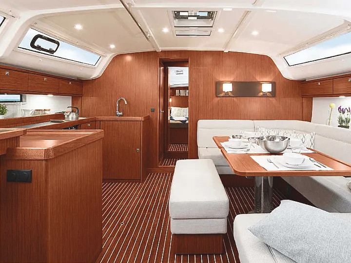 Bavaria Cruiser 51 — photo 4