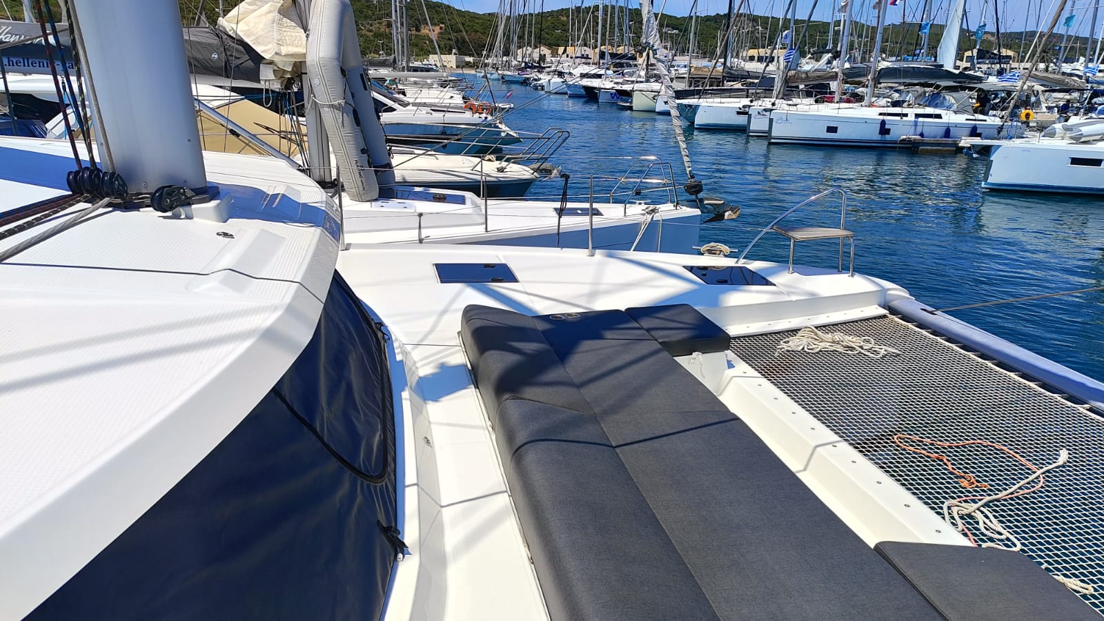 Fountaine Pajot Astrea 42 — photo 11