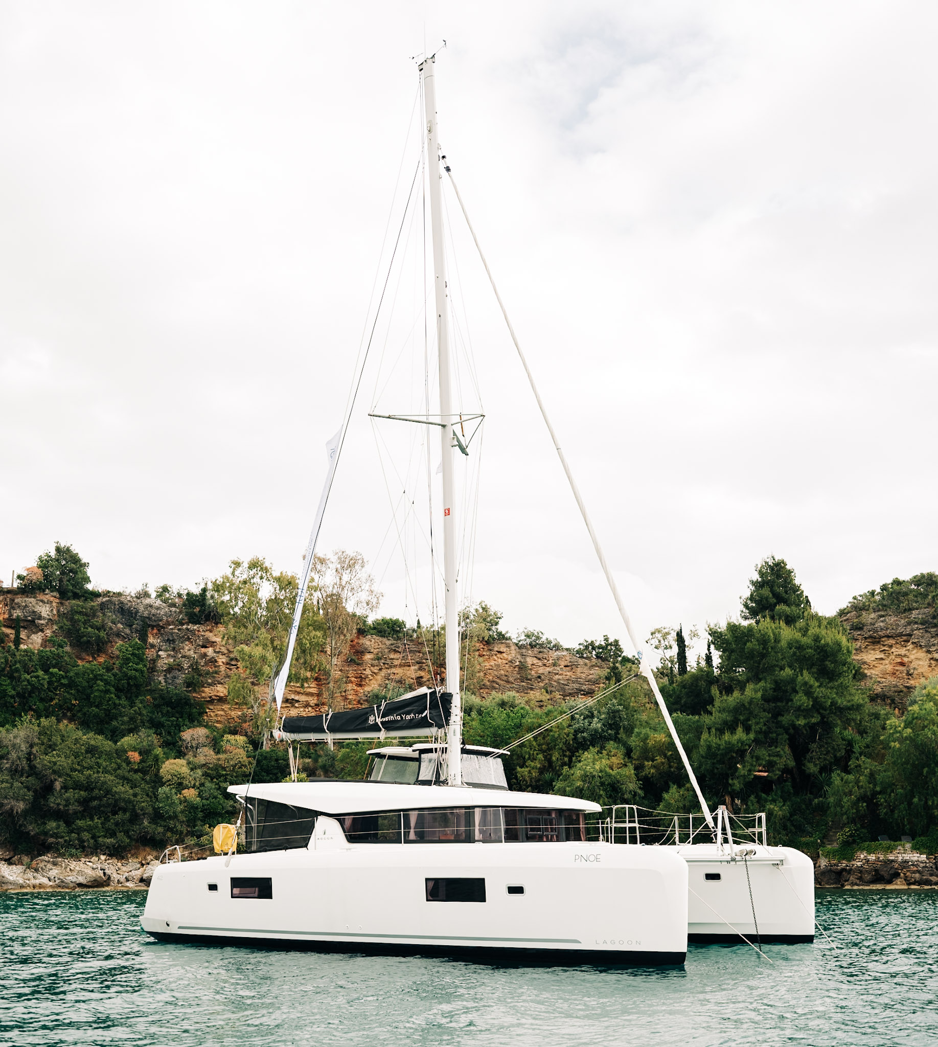 Lagoon 42 — photo 12