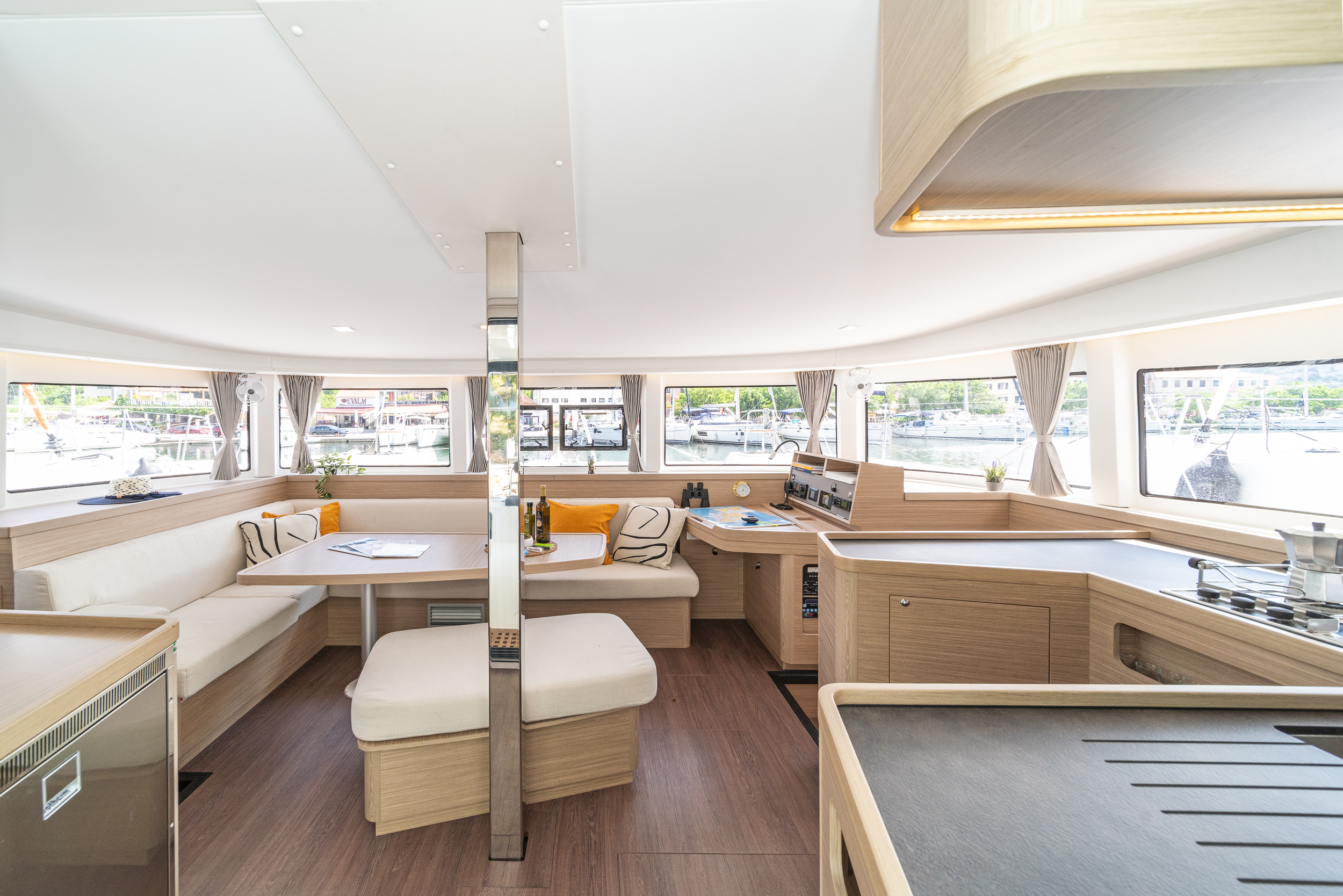Lagoon 42 & GEN & WM — photo 16