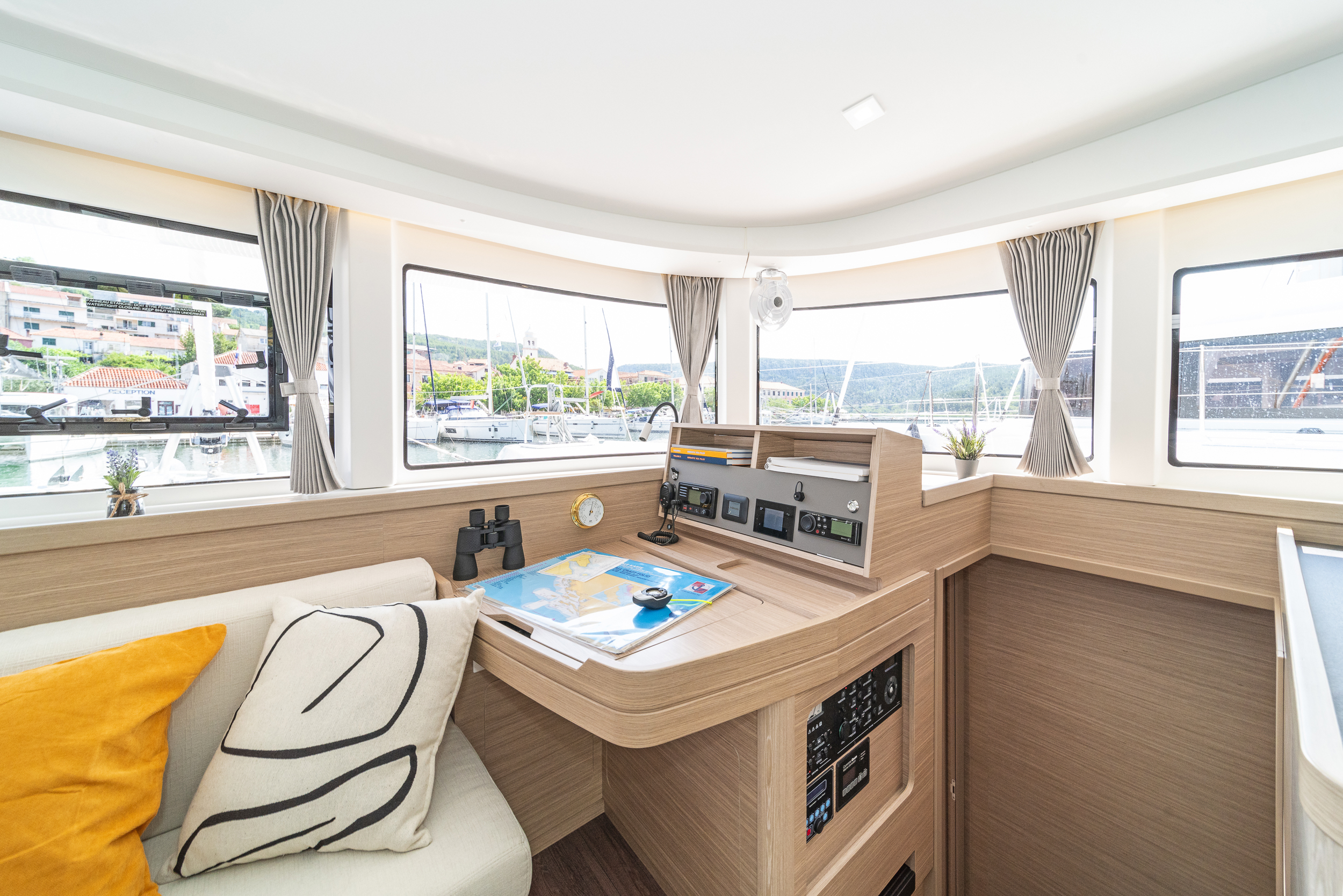 Lagoon 42 & GEN & WM — photo 17