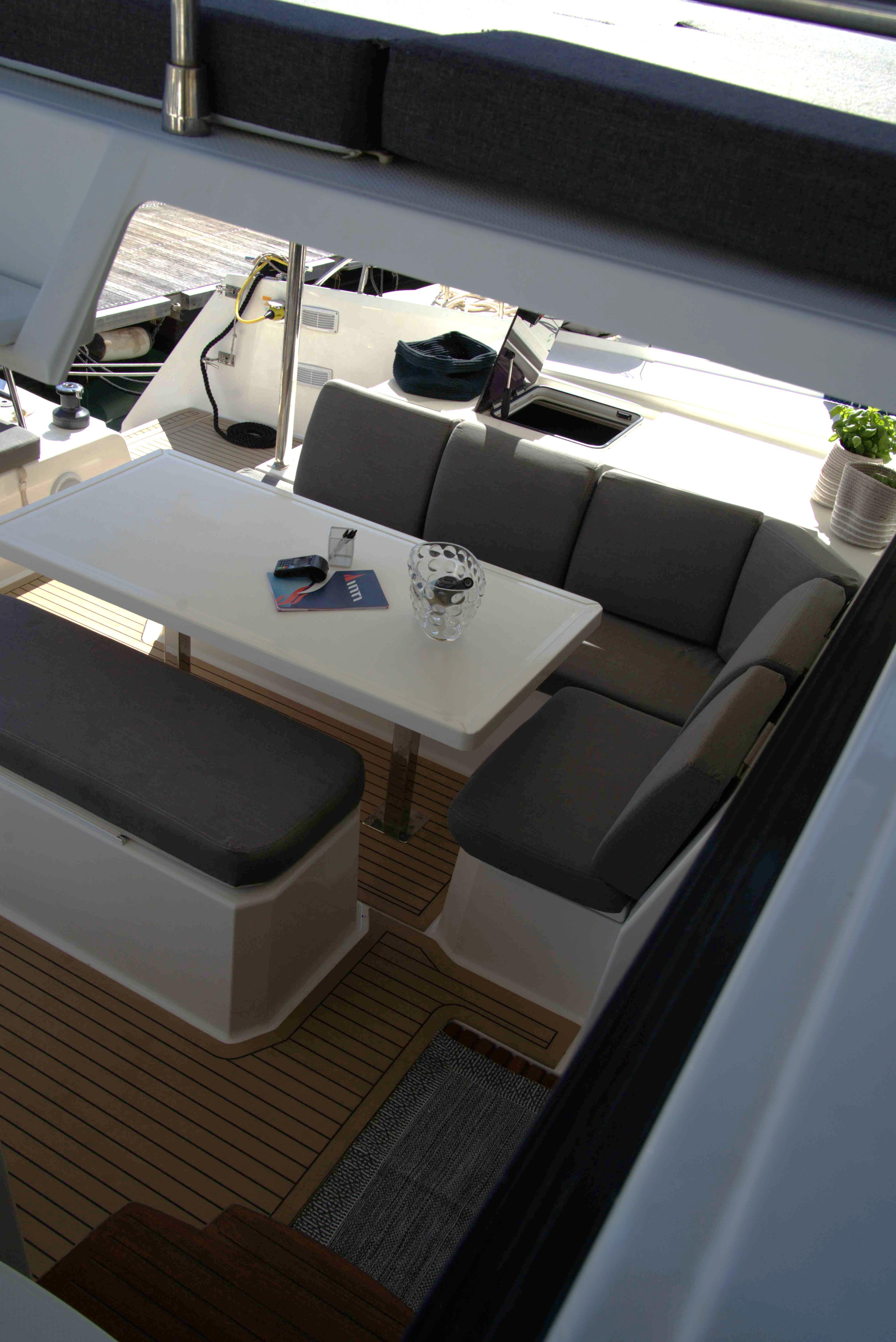 Fountaine Pajot Astréa 42 (Wm-Ac in dinette-Gen-Sol.Pan) — photo 50