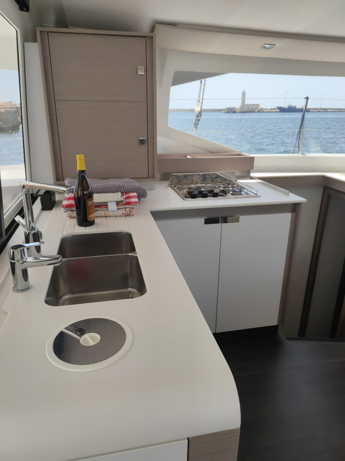 Fountaine Pajot Isla 40 (Wm-Ac in dinette-Gen-Sol.Pan) — photo 7
