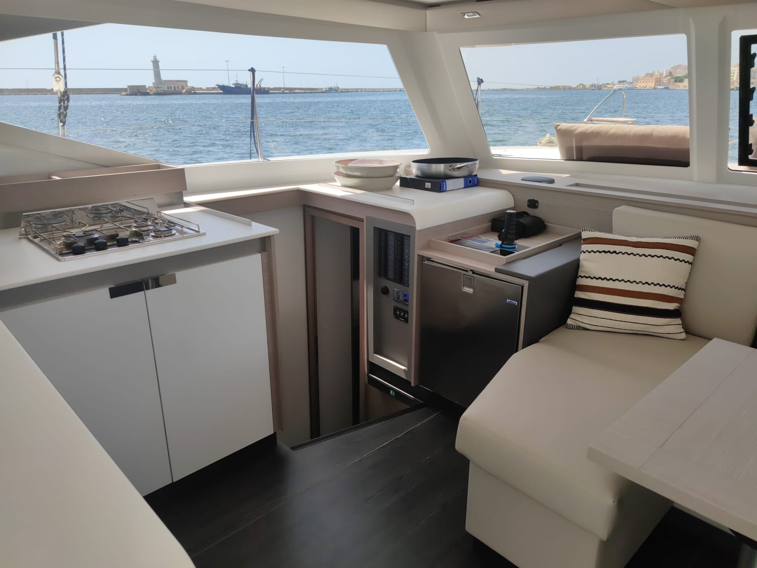 Fountaine Pajot Isla 40 (Wm-Ac in dinette-Gen-Sol.Pan) — photo 43