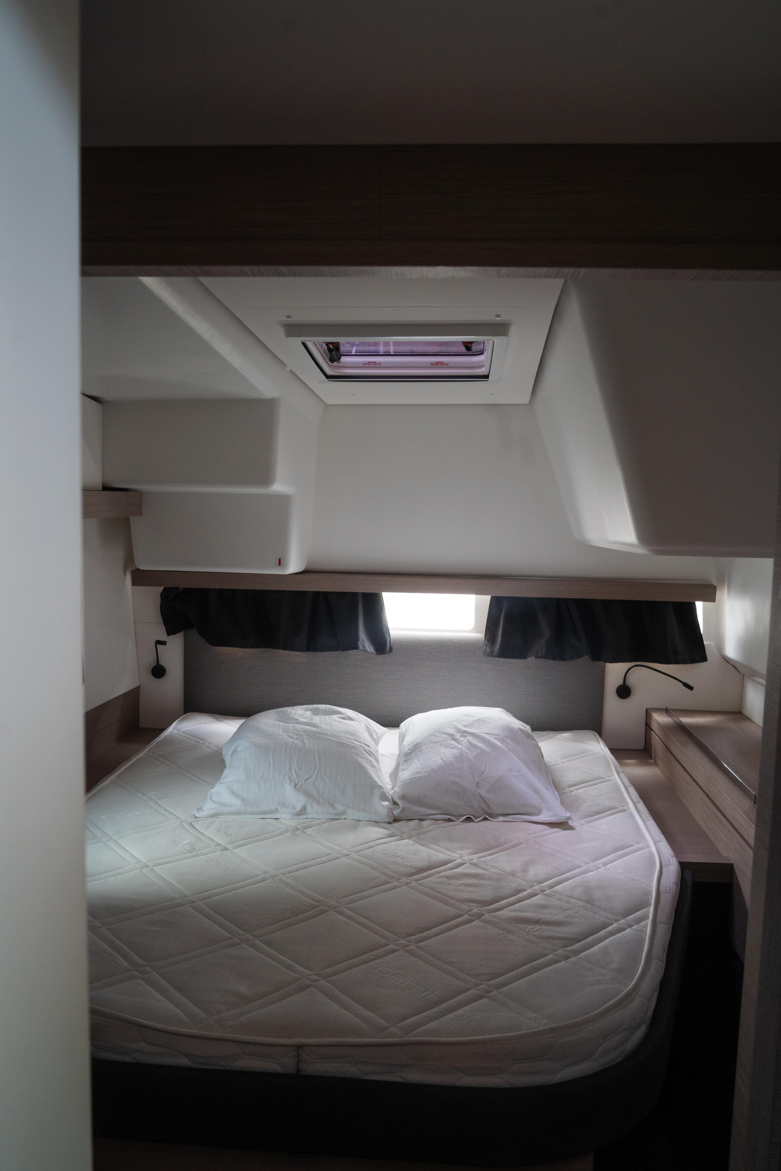 Fountaine Pajot Isla 40 (Wm-Ac in dinette-Gen-Sol.Pan) — photo 48