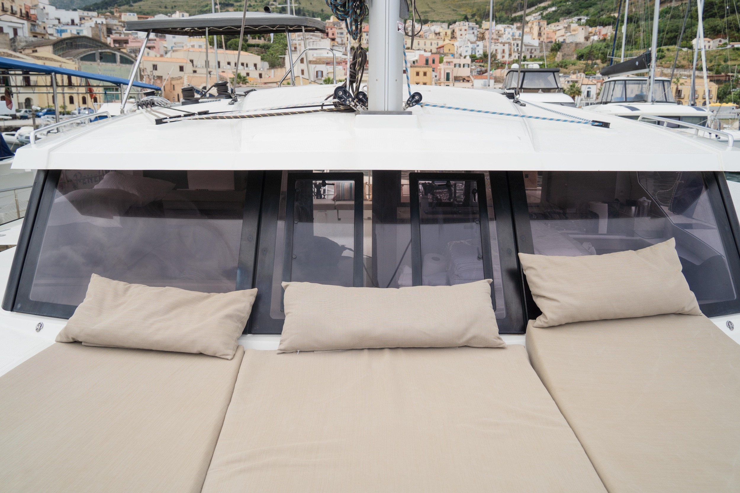 Fountaine Pajot Isla 40 (Wm-Ac in dinette-Gen-Sol.Pan) — photo 25
