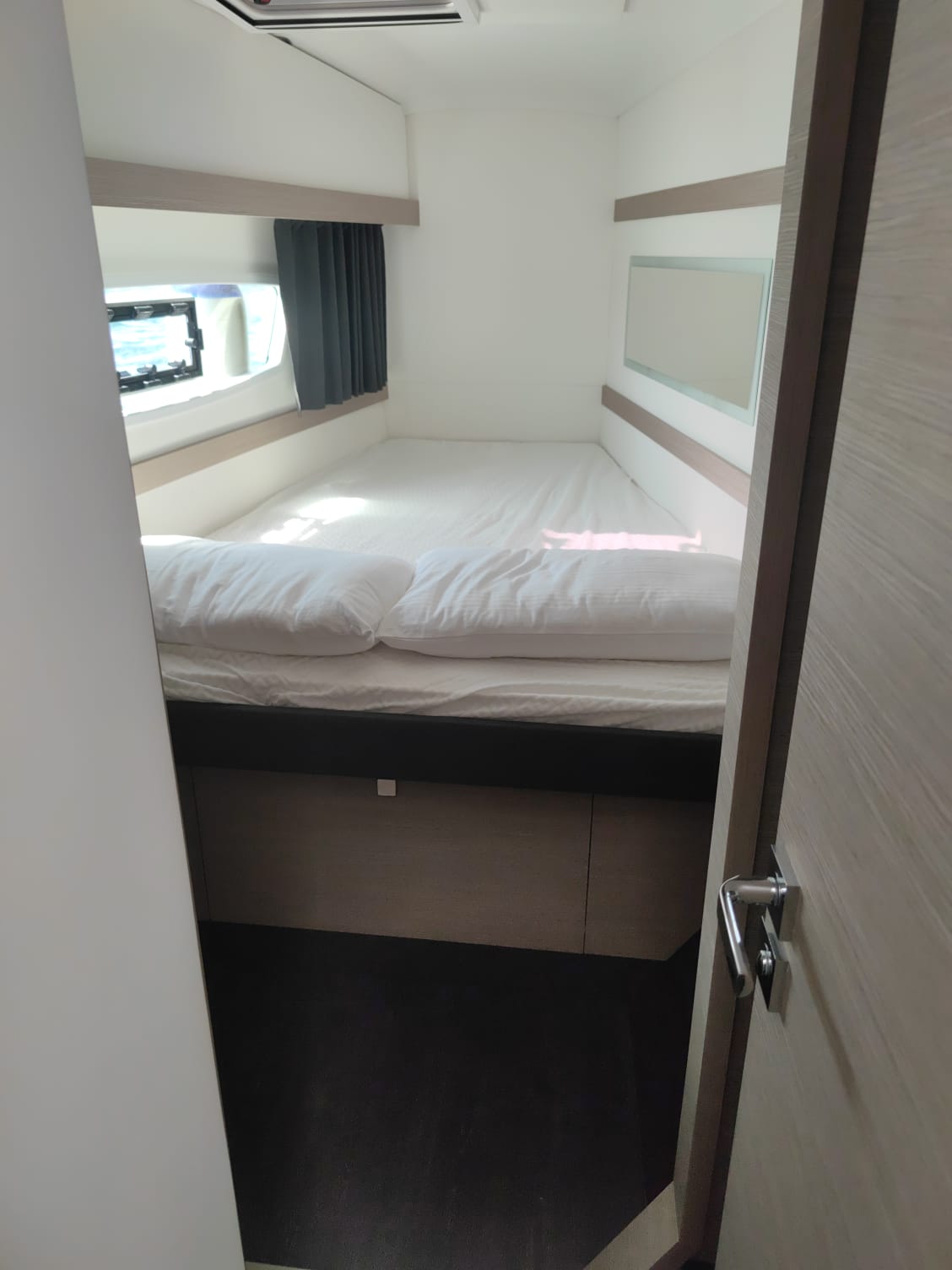 Fountaine Pajot Isla 40 (Wm-Ac in dinette-Gen-Sol.Pan) — photo 39