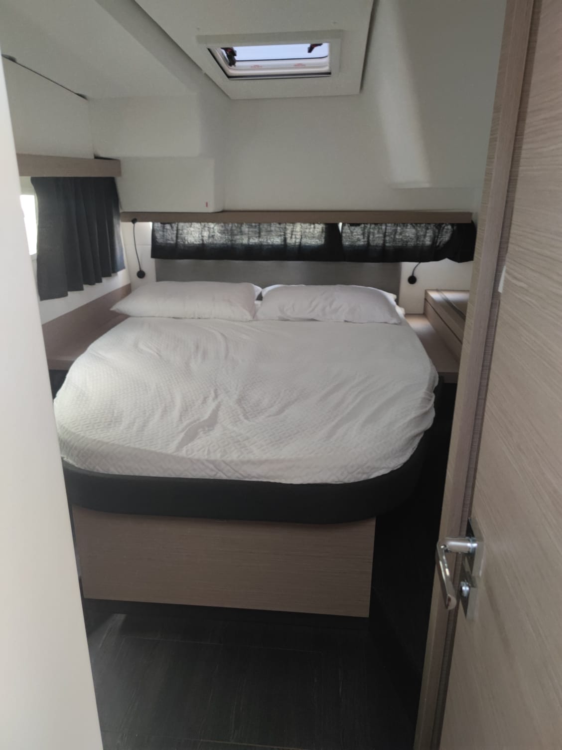 Fountaine Pajot Isla 40 (Wm-Ac in dinette-Gen-Sol.Pan) — photo 68