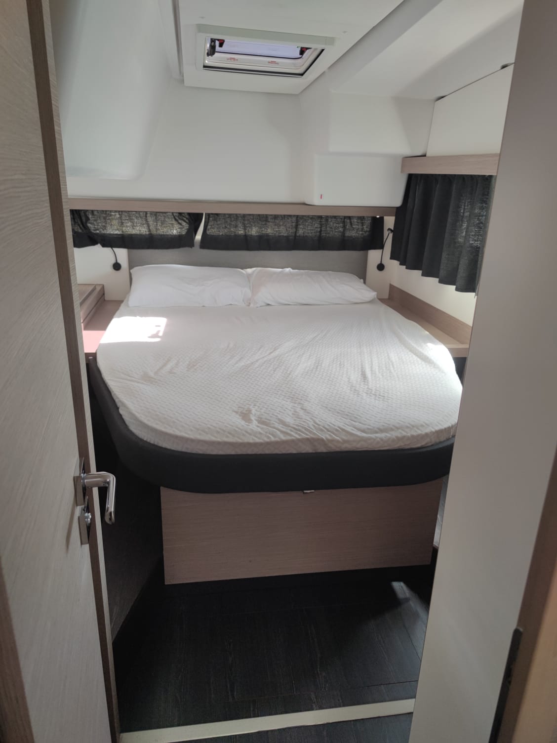 Fountaine Pajot Isla 40 (Wm-Ac in dinette-Gen-Sol.Pan) — photo 67