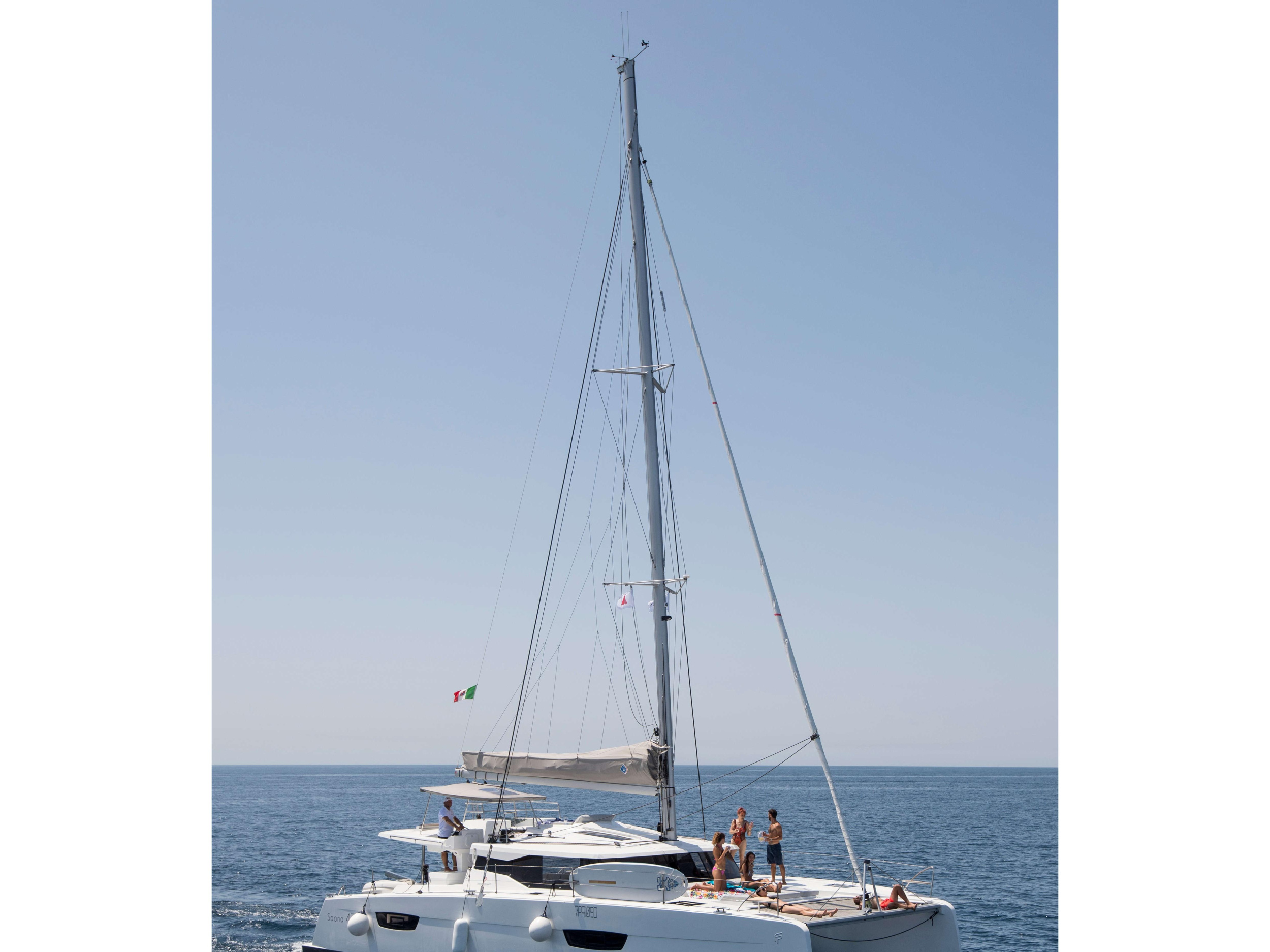 Fountaine Pajot Saona 47 (Wm-AC-Gen-Sol.Pan) — photo 1