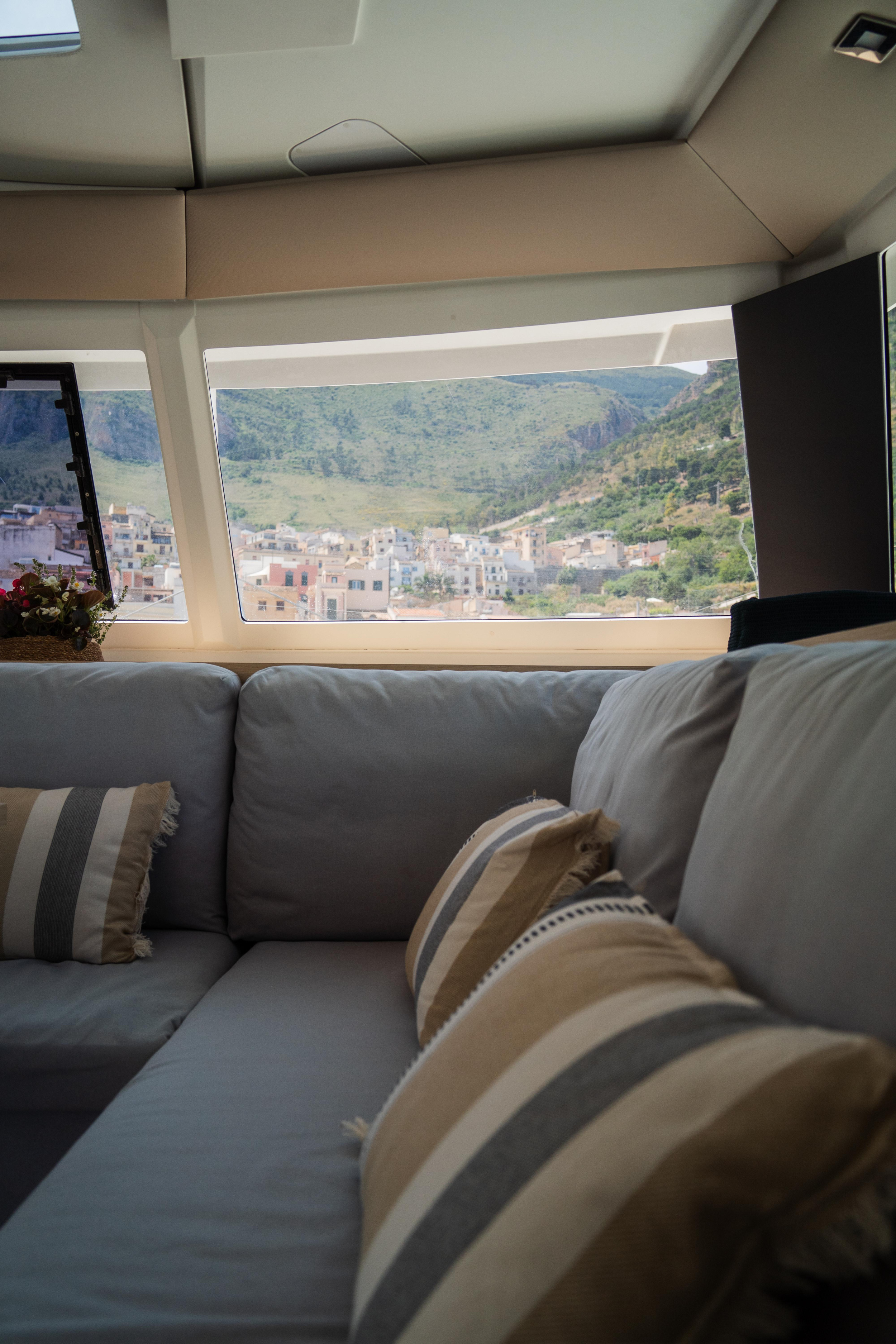 Fountaine Pajot Saona 47 (Wm-AC-Gen-Sol.Pan) — photo 13