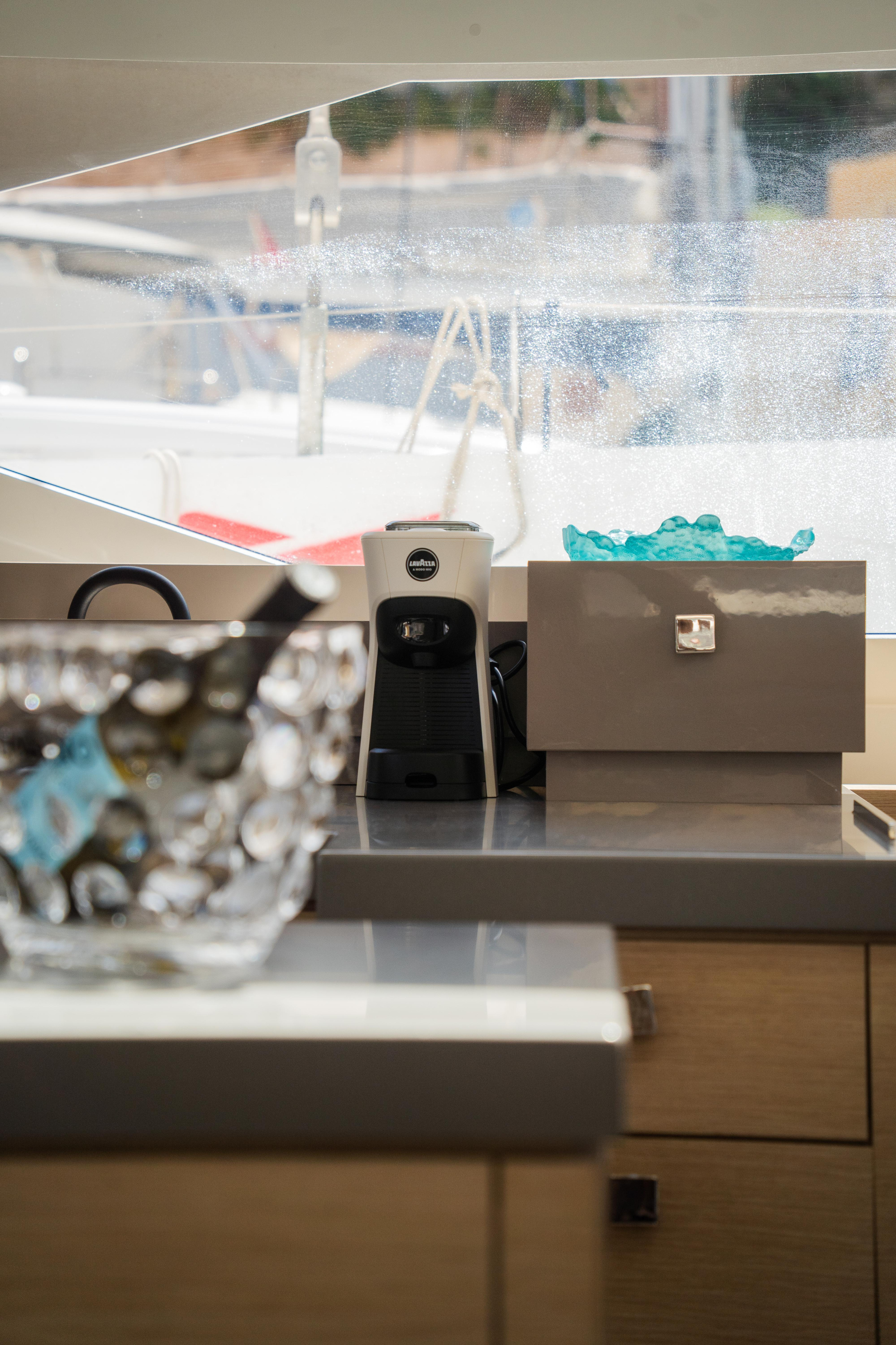 Fountaine Pajot Saona 47 (Wm-AC-Gen-Sol.Pan) — photo 43