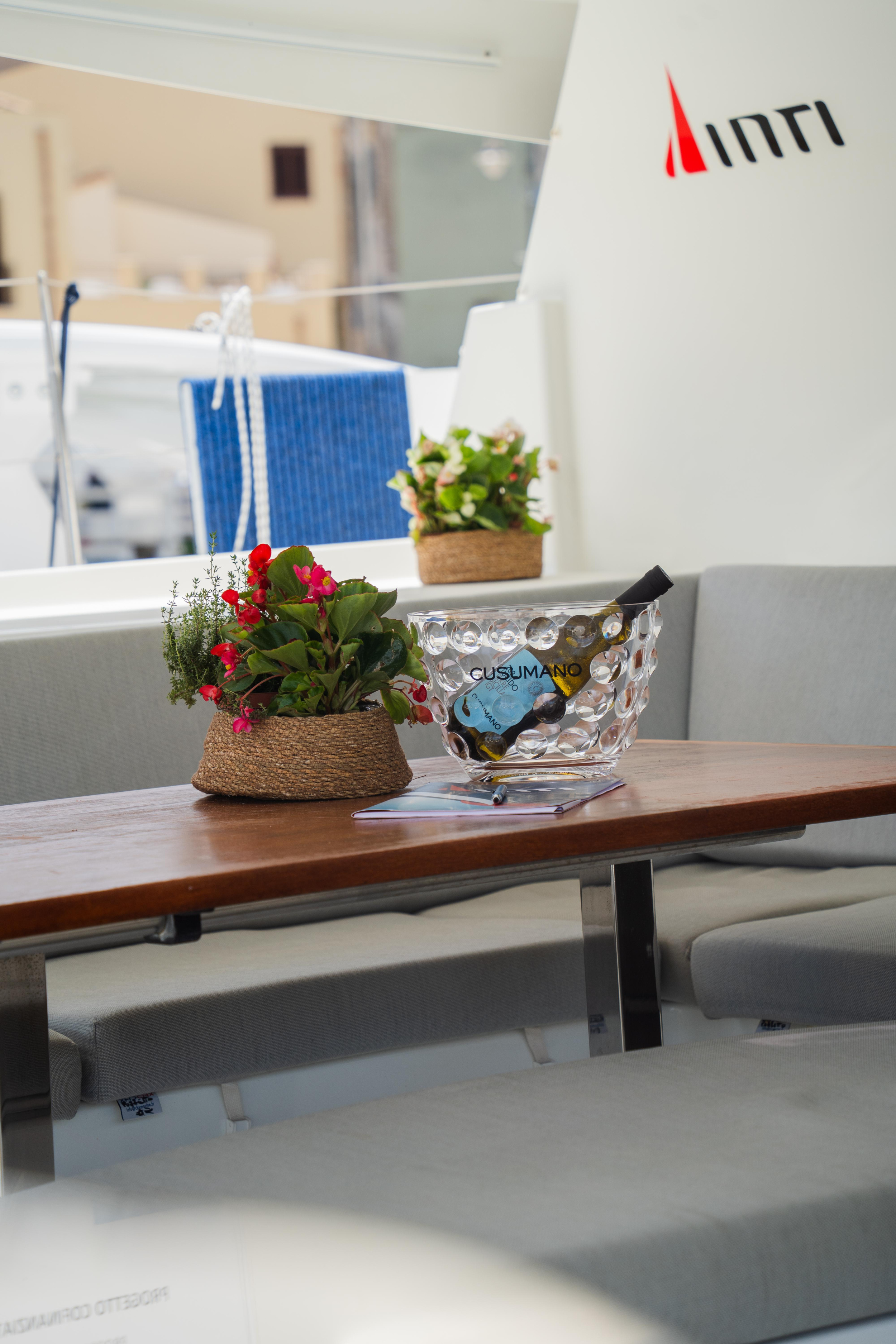 Fountaine Pajot Saona 47 (Wm-AC-Gen-Sol.Pan) — photo 10