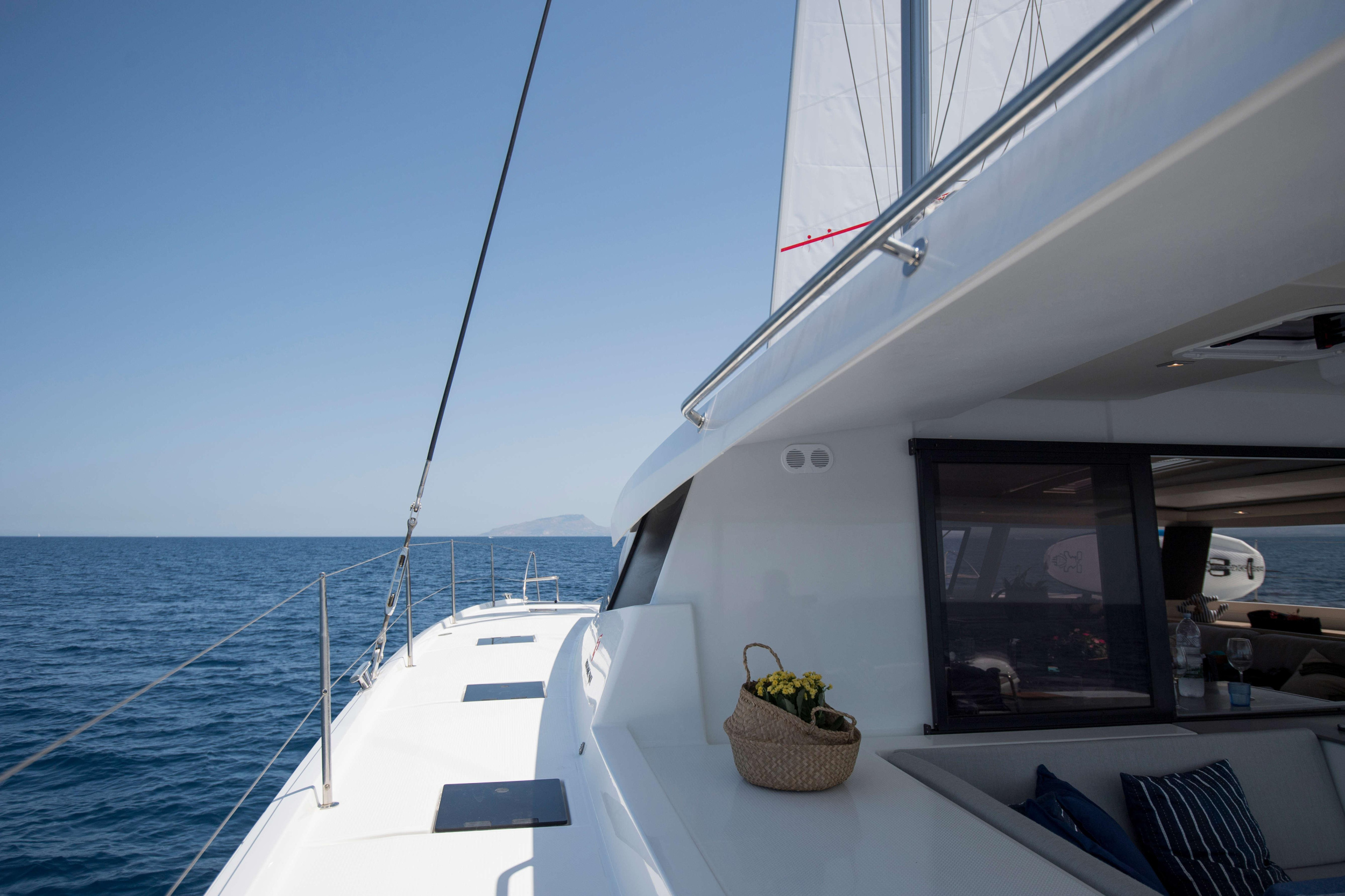 Fountaine Pajot Saona 47 (Wm-AC-Gen-Sol.Pan) — photo 8