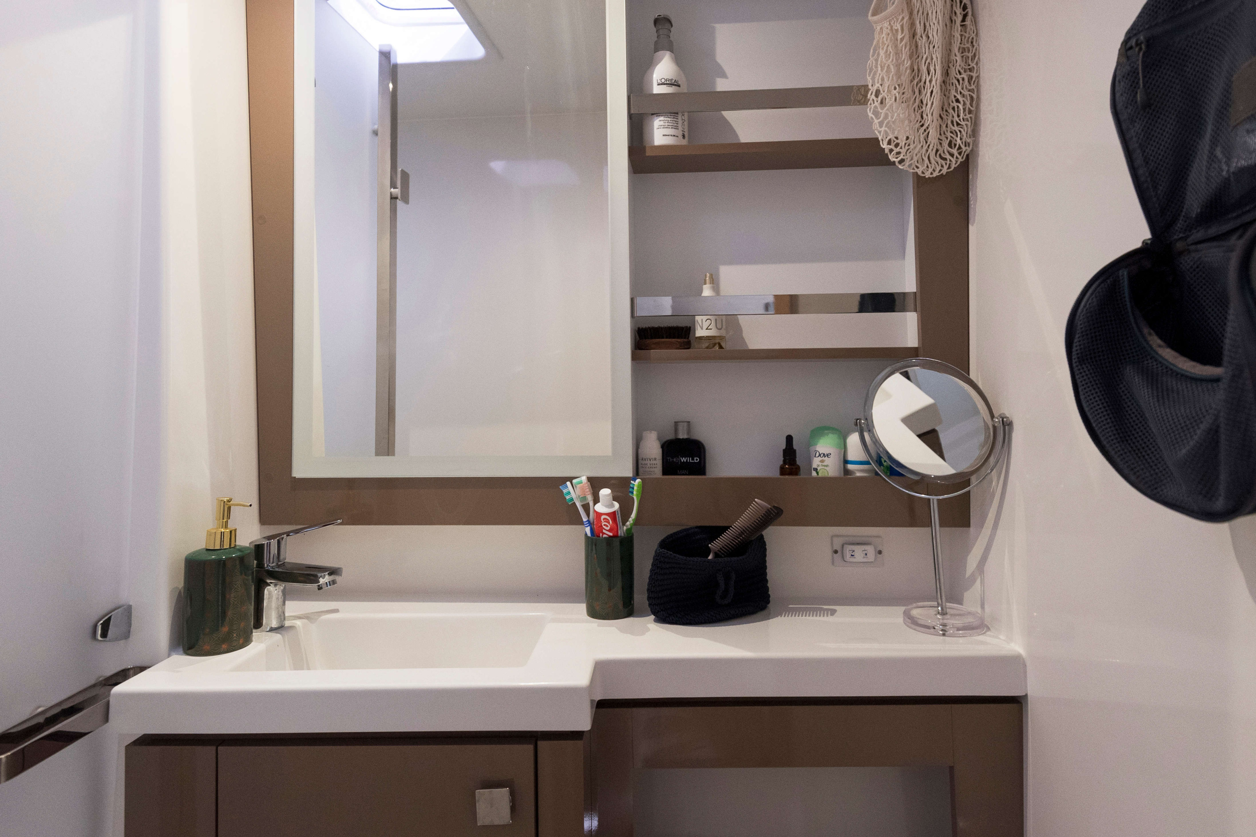 Fountaine Pajot Saona 47 (Wm-AC-Gen-Sol.Pan) — photo 15