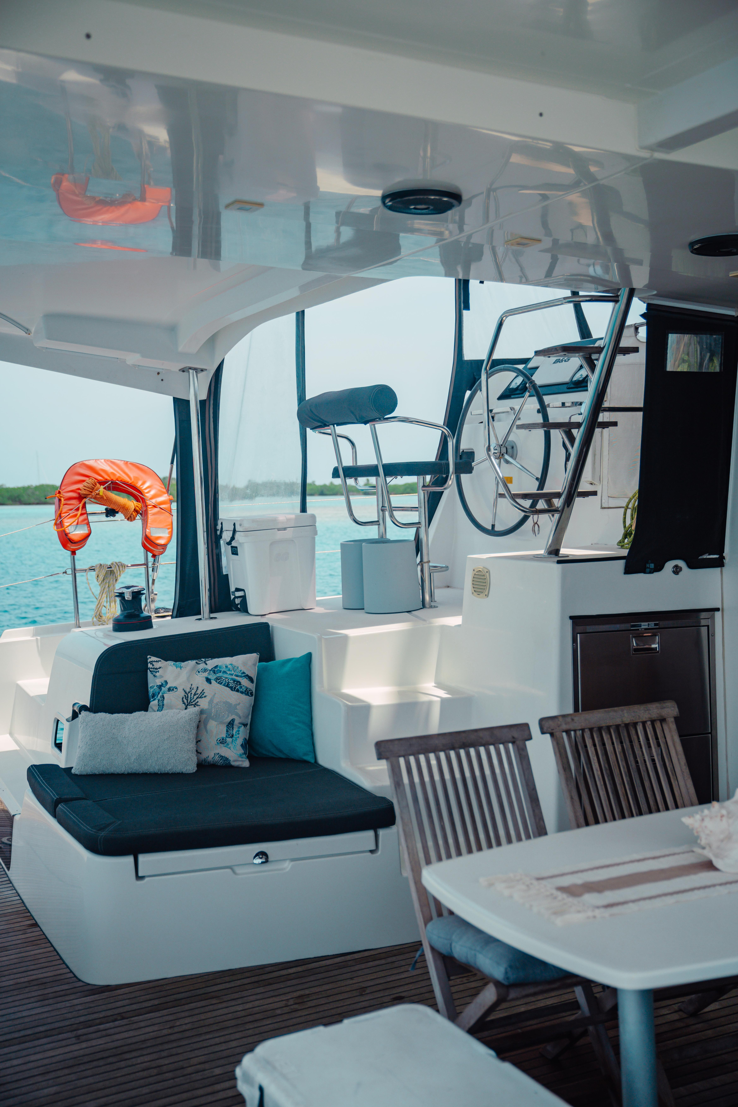 Lagoon 42 - Owner Version — photo 4