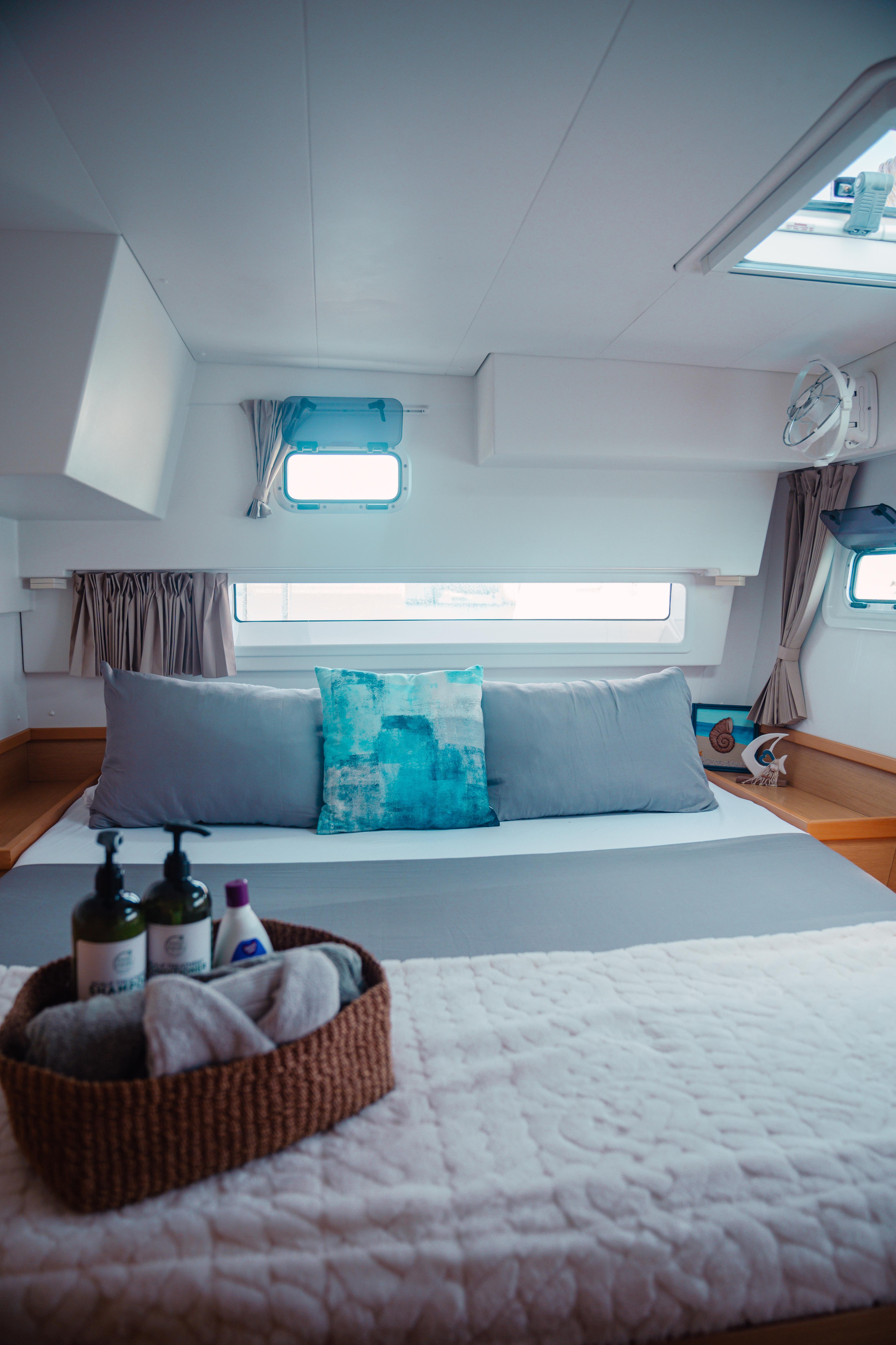 Lagoon 42 - Owner Version — photo 9