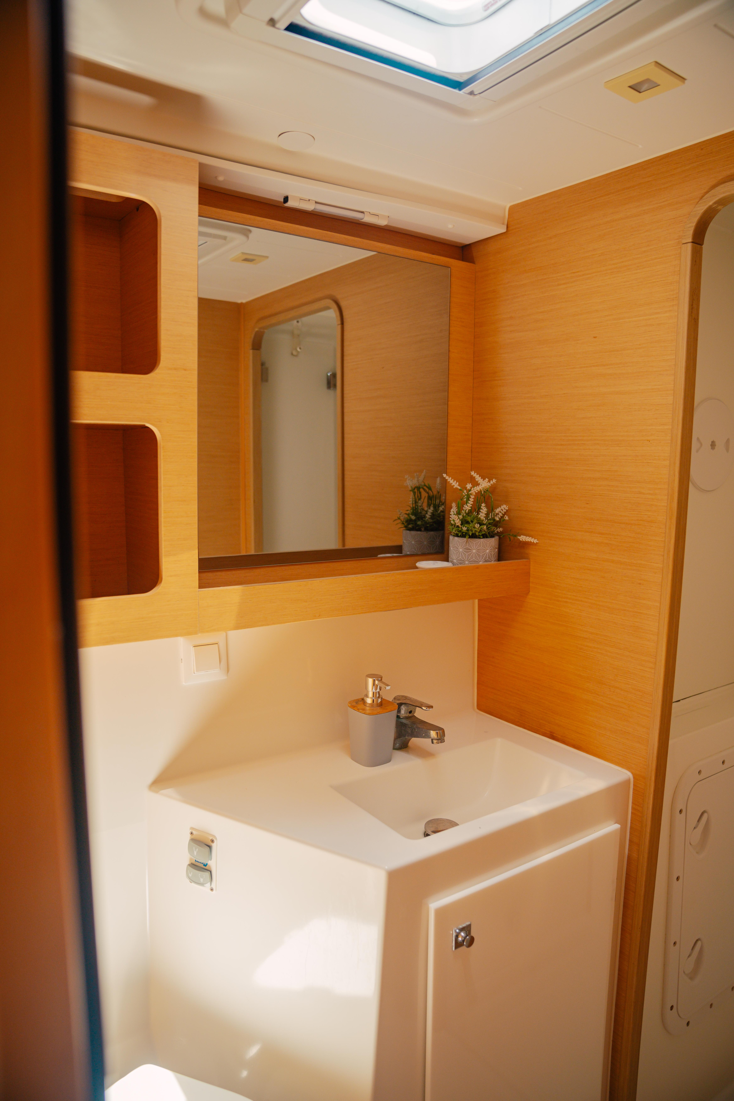 Lagoon 42 - Owner Version — photo 34