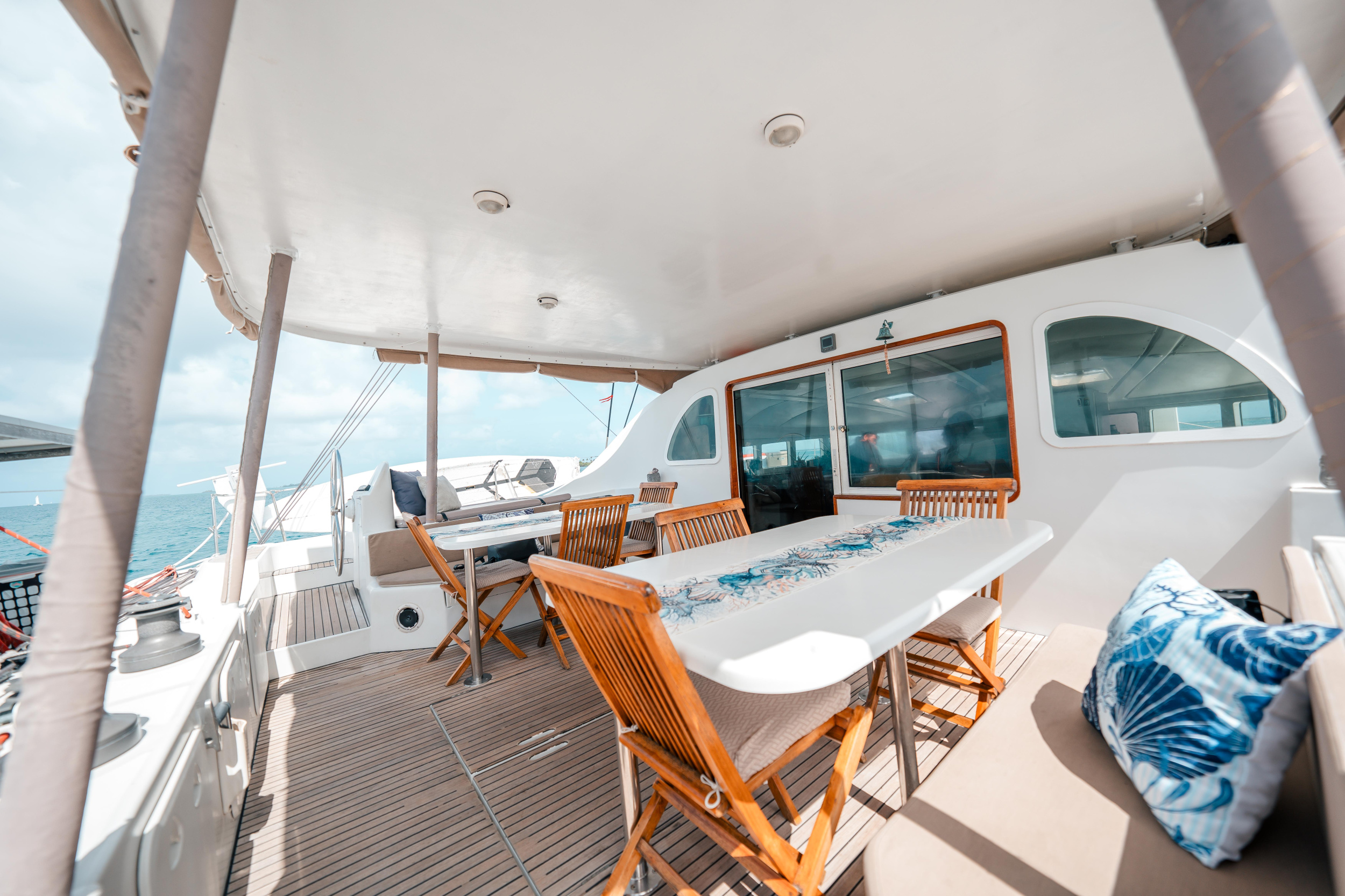 Lagoon Switch 570 — photo 16