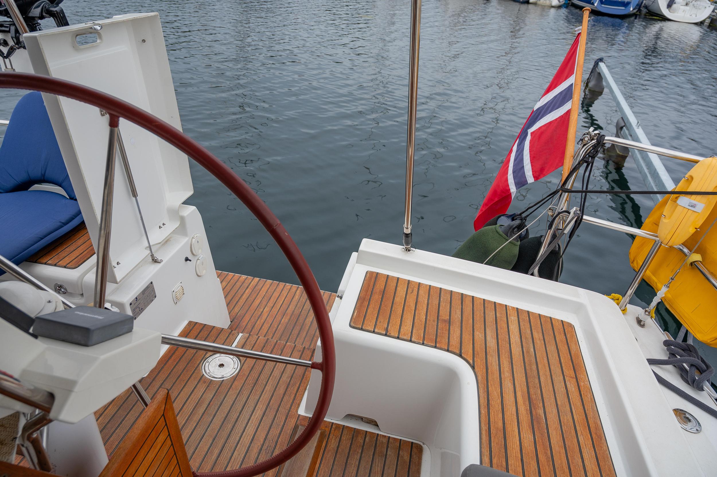 Beneteau Oceanis 37 — photo 20