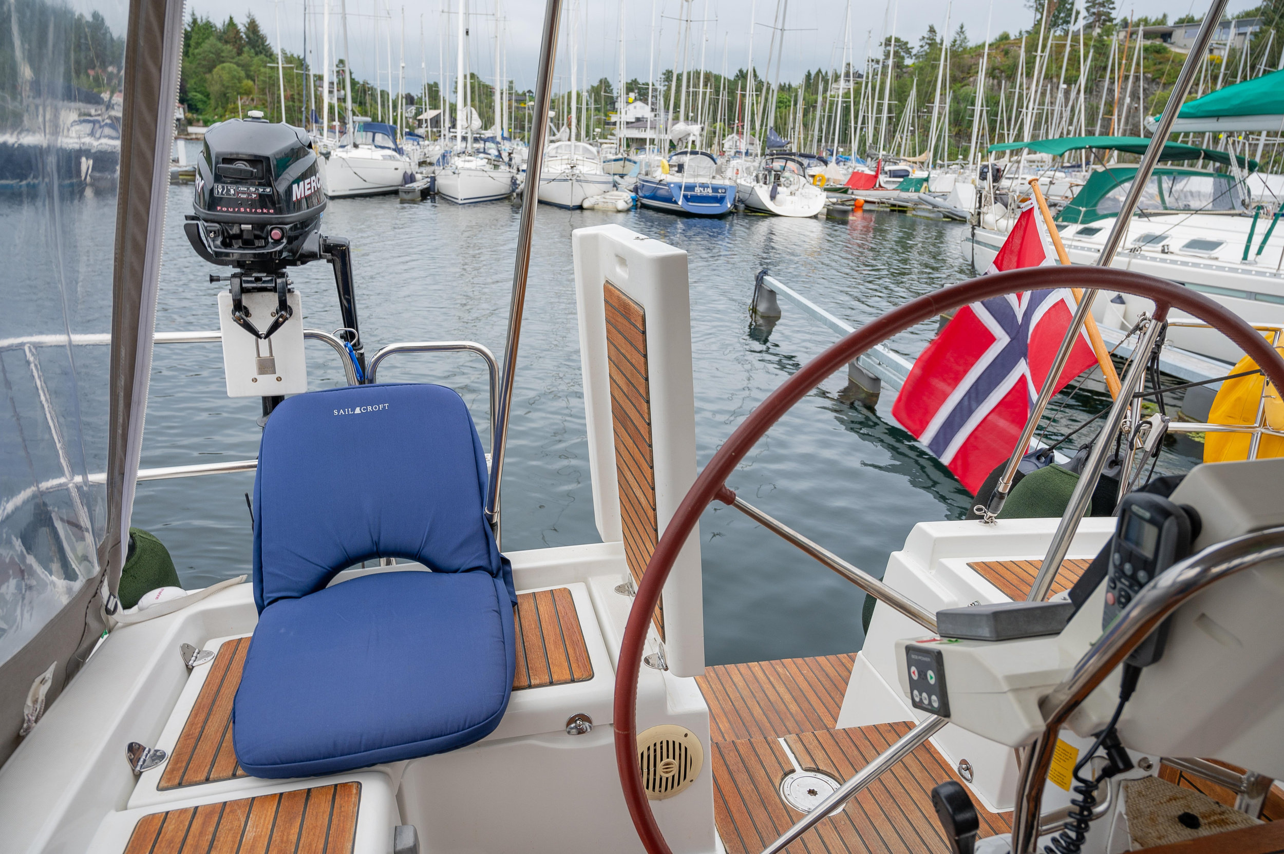 Beneteau Oceanis 37 — photo 32
