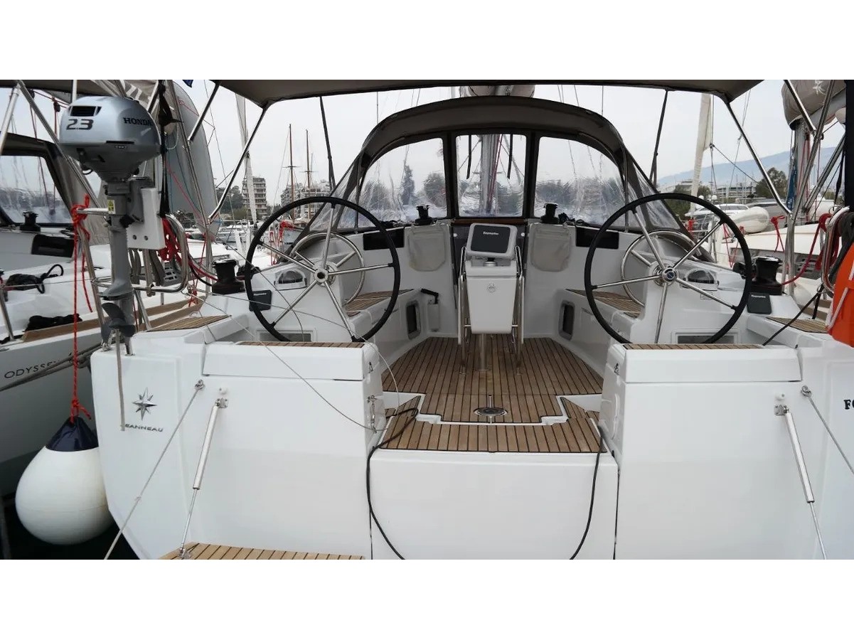 Sun Odyssey 449 — photo 1